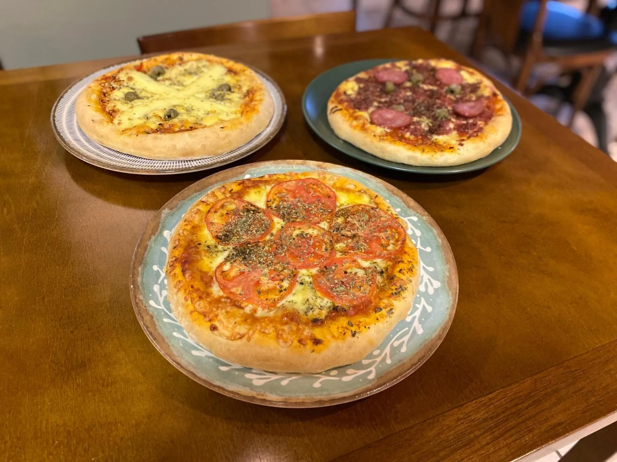 Restaurant/places to eat in Real NOB Hotel