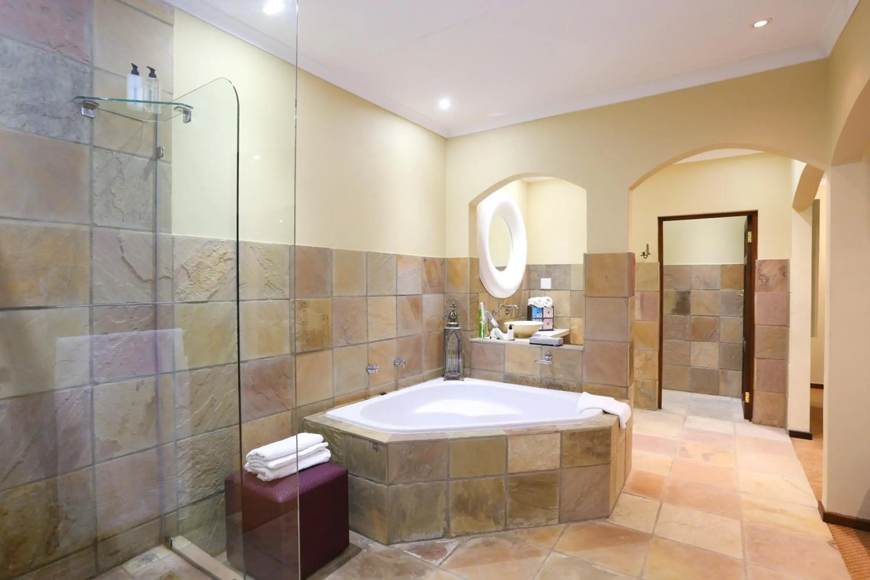 Shangri-La Manor Shangri-La Manor