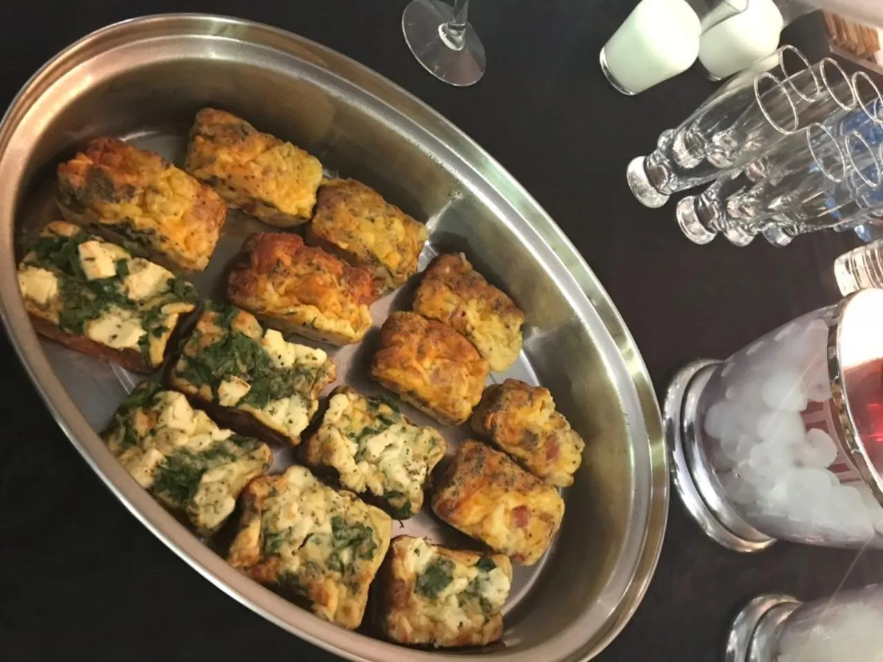 Food and drinks in Shangri-La Manor