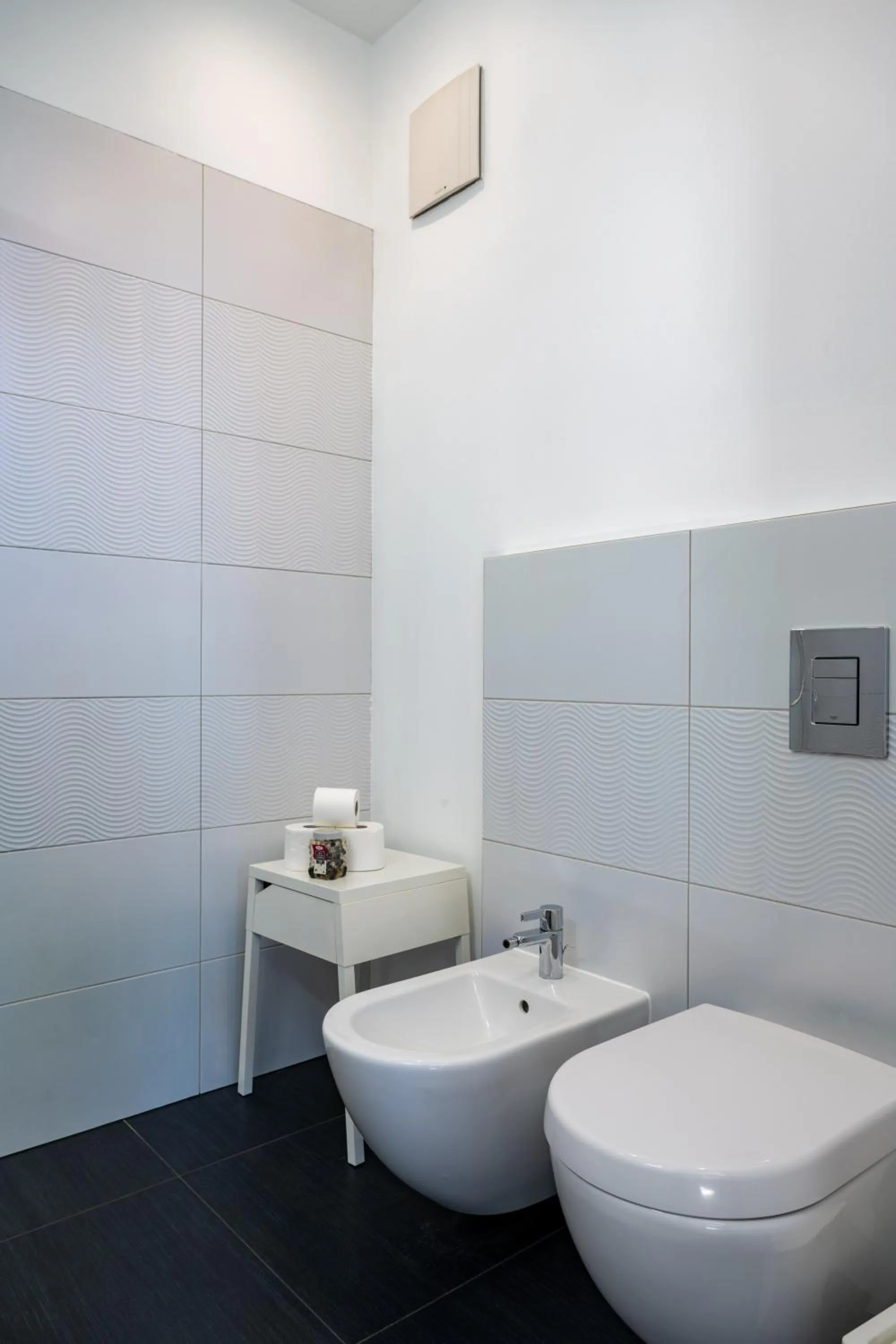 Toilet in Yourplace Biskupia Old Town Apartments