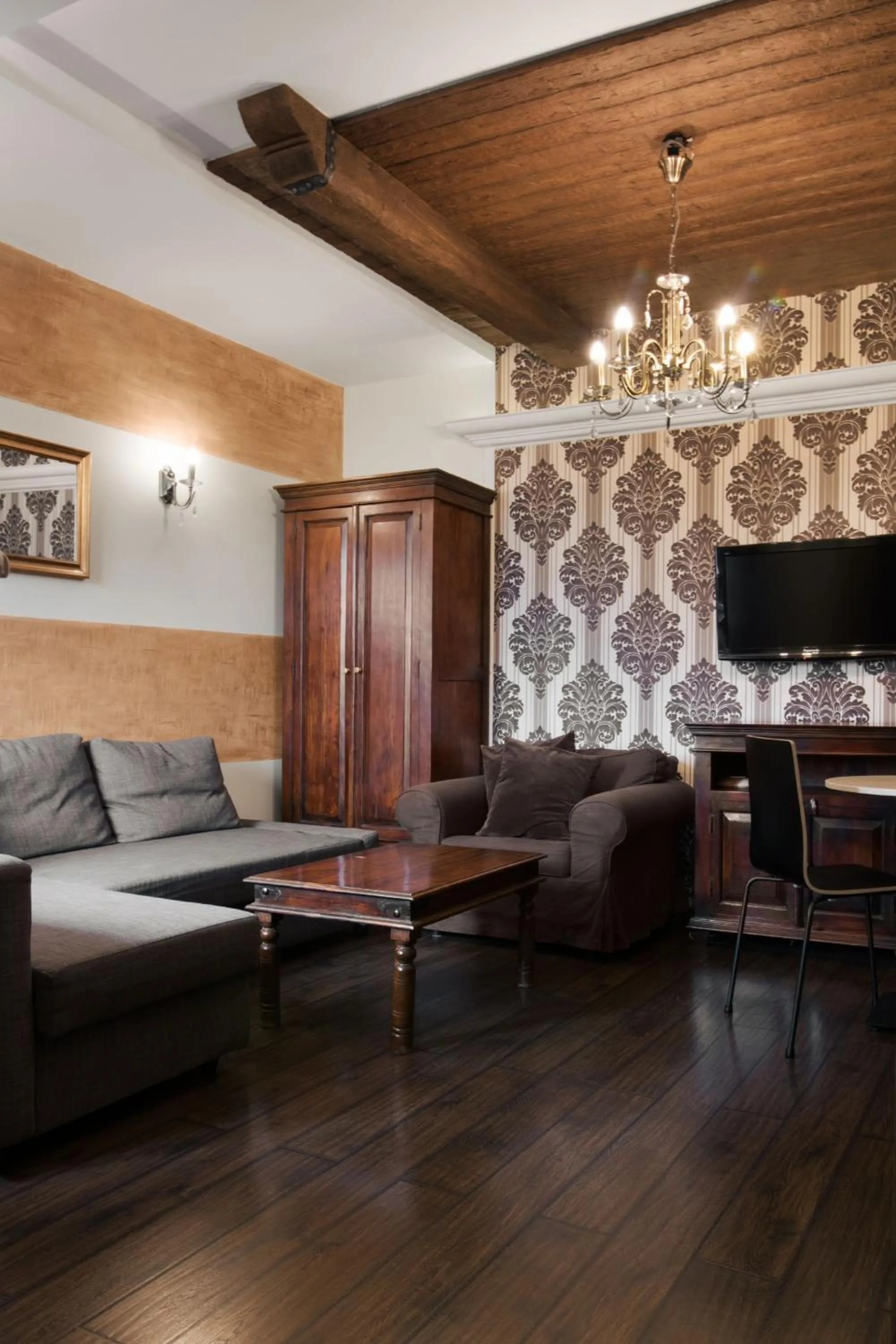 Living room in Yourplace Biskupia Old Town Apartments