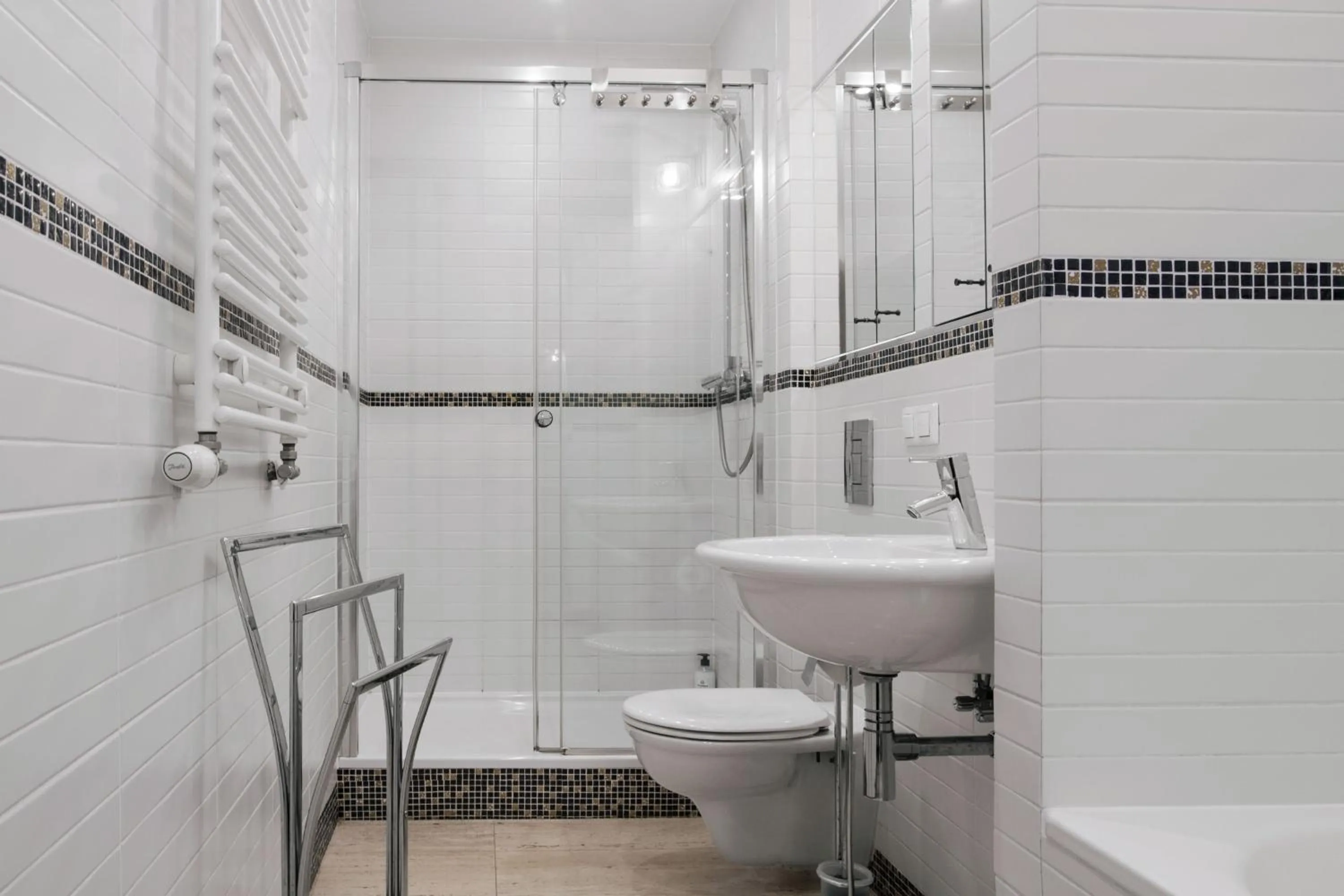 Shower in Yourplace Biskupia Old Town Apartments