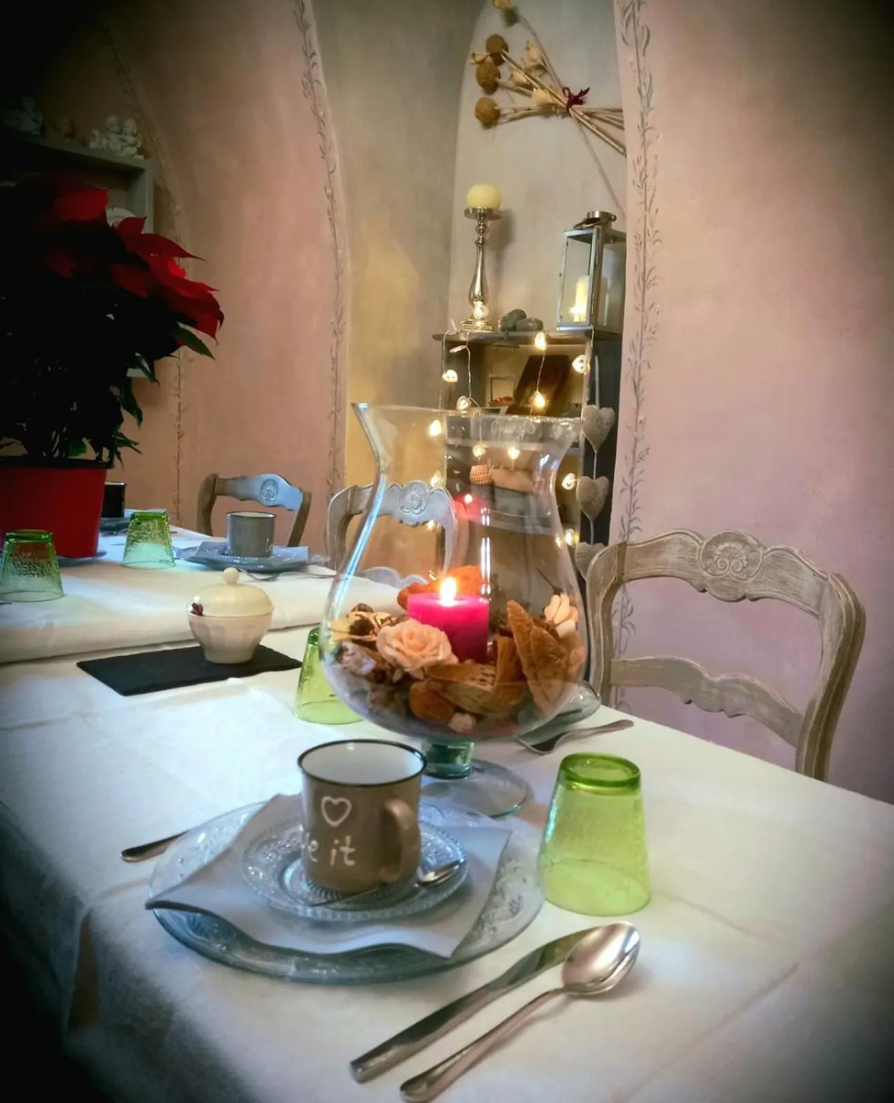 Breakfast in La Casa Rosa