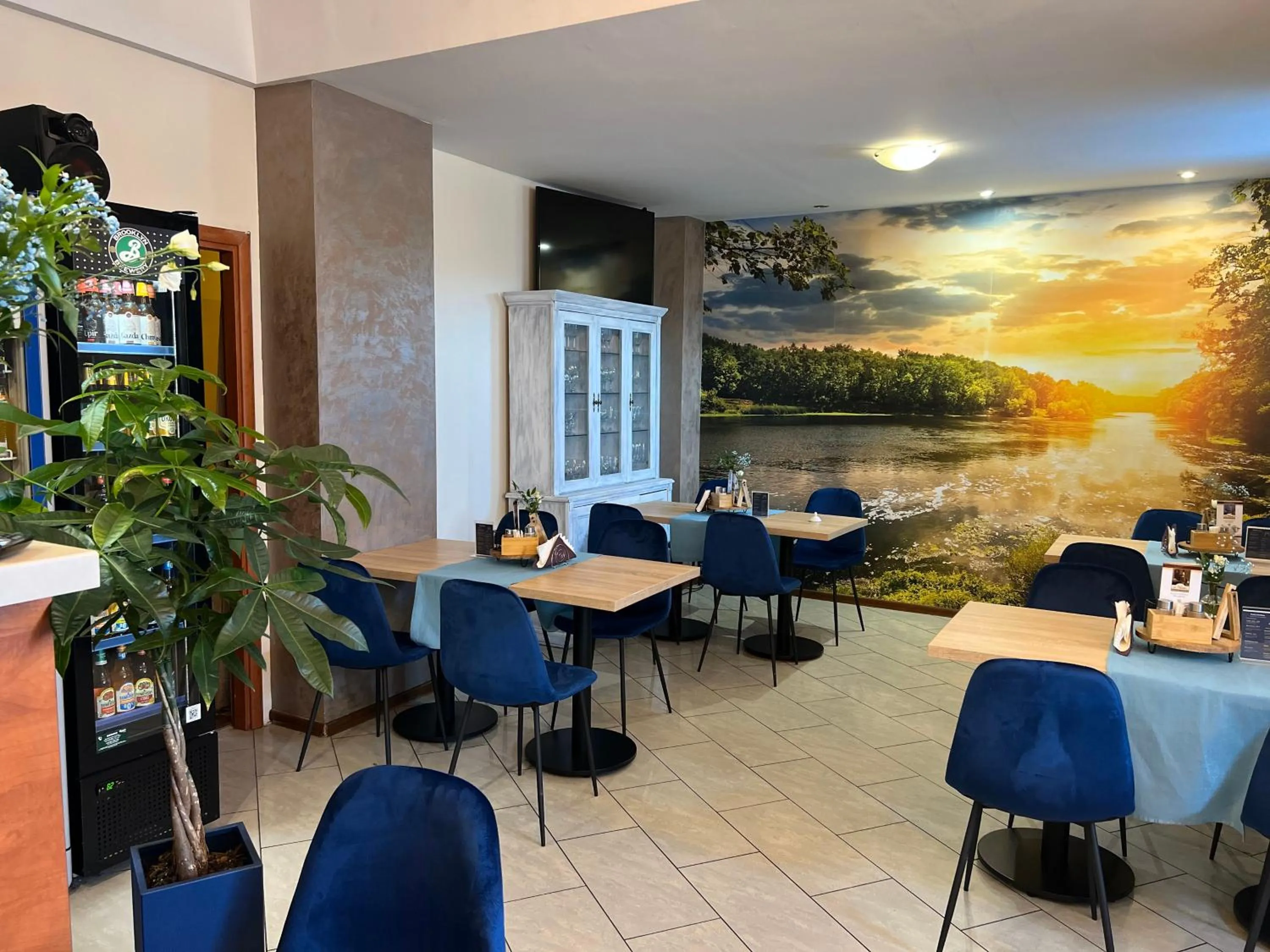Restaurant/places to eat in Hotel Vistula