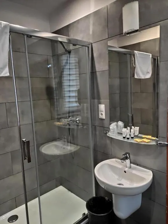 Shower in Hotel Vistula