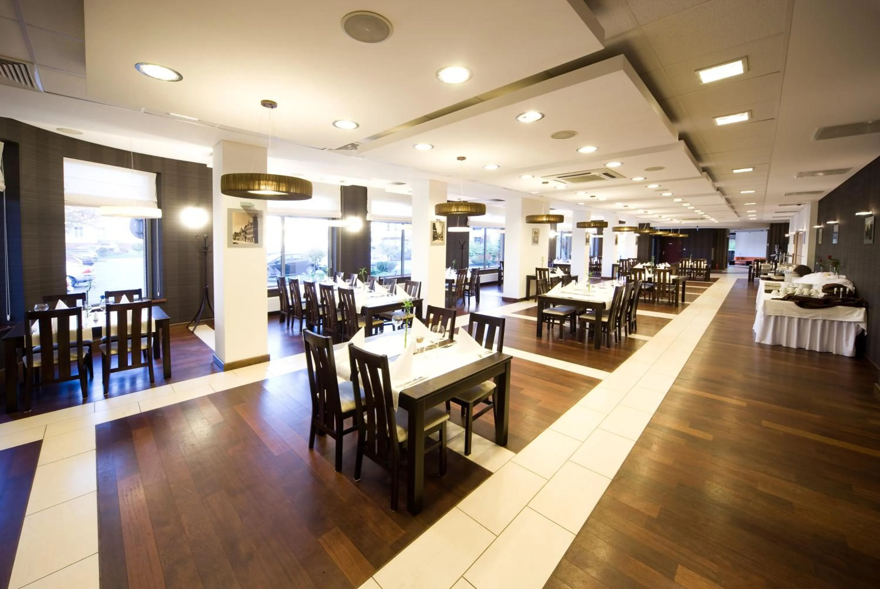Restaurant/places to eat in Hotel Centrum