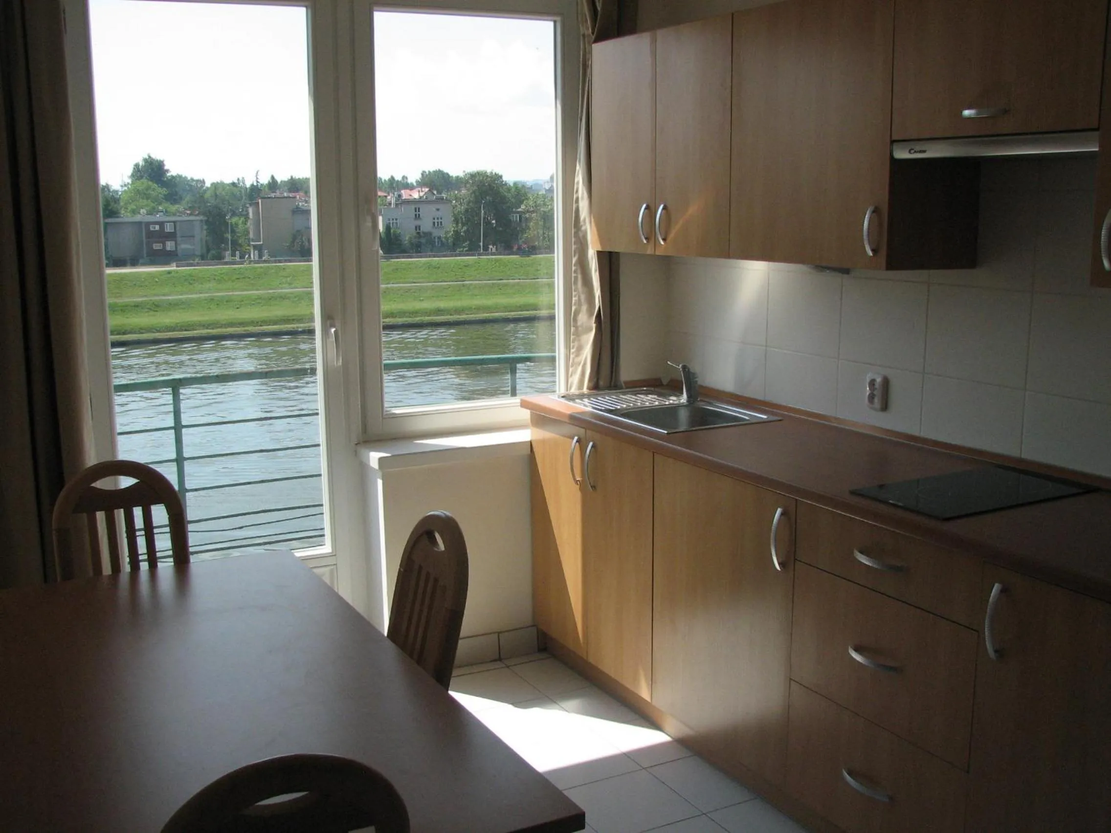 Kitchen or kitchenette in Salwator Apartments