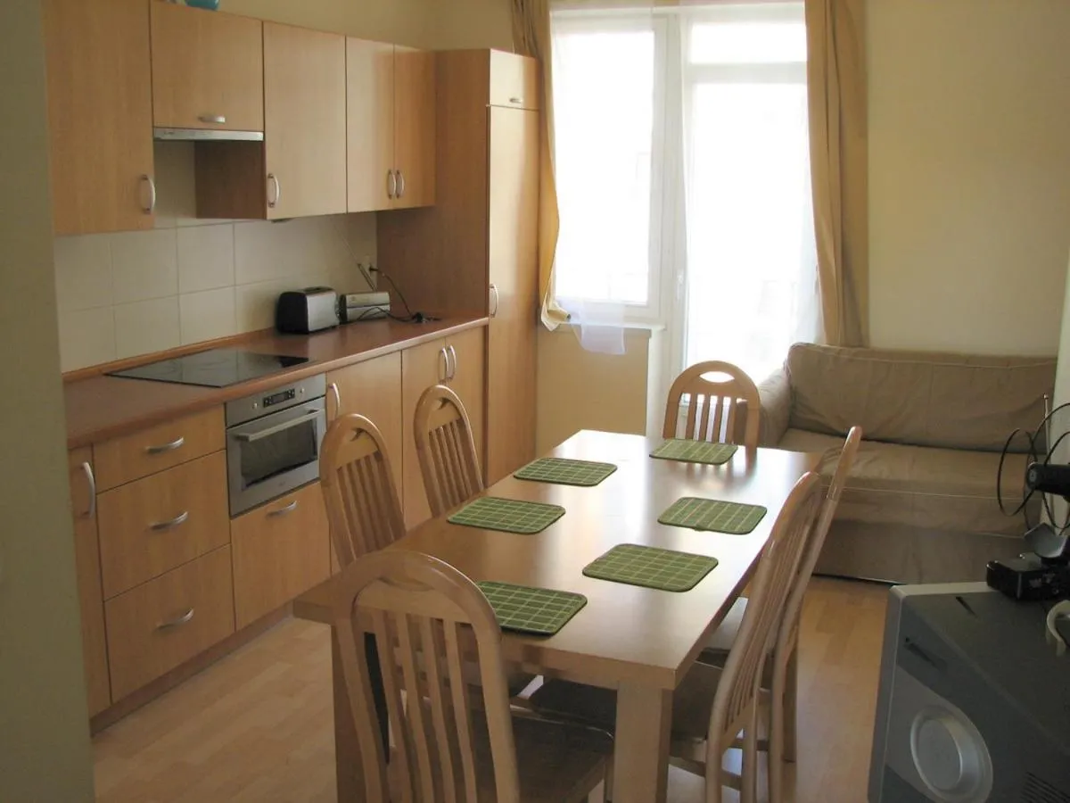 Salwator Apartments