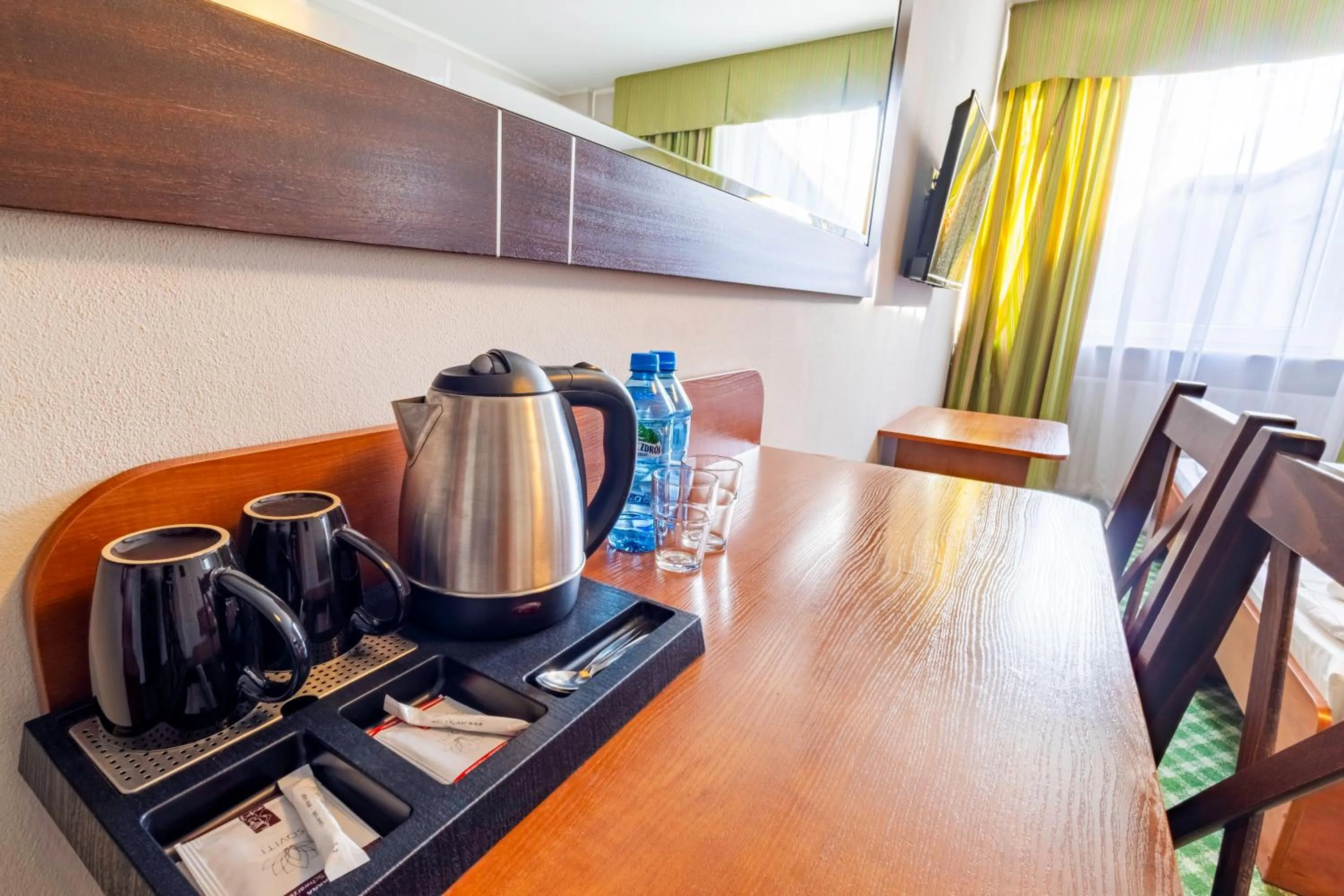 Coffee/tea facilities in Hit Hotel