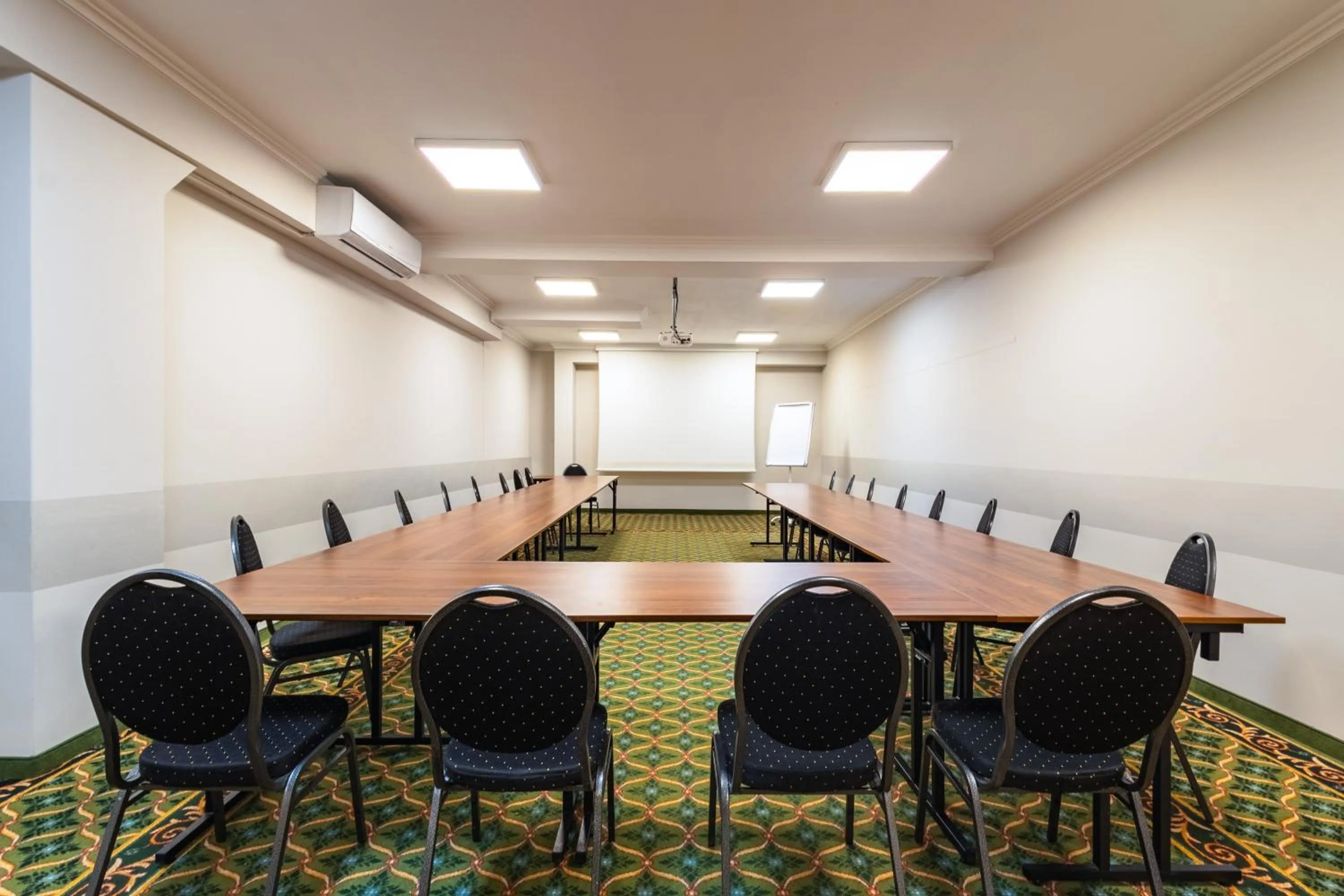 Meeting/conference room in Hit Hotel
