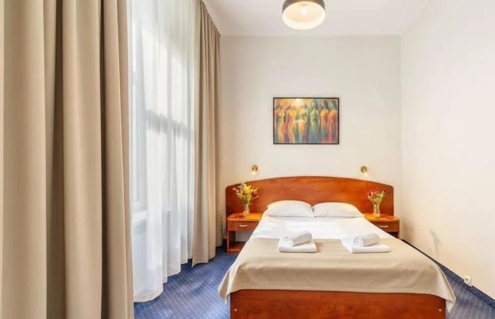 Bedroom, Bed in Hotel Lothus