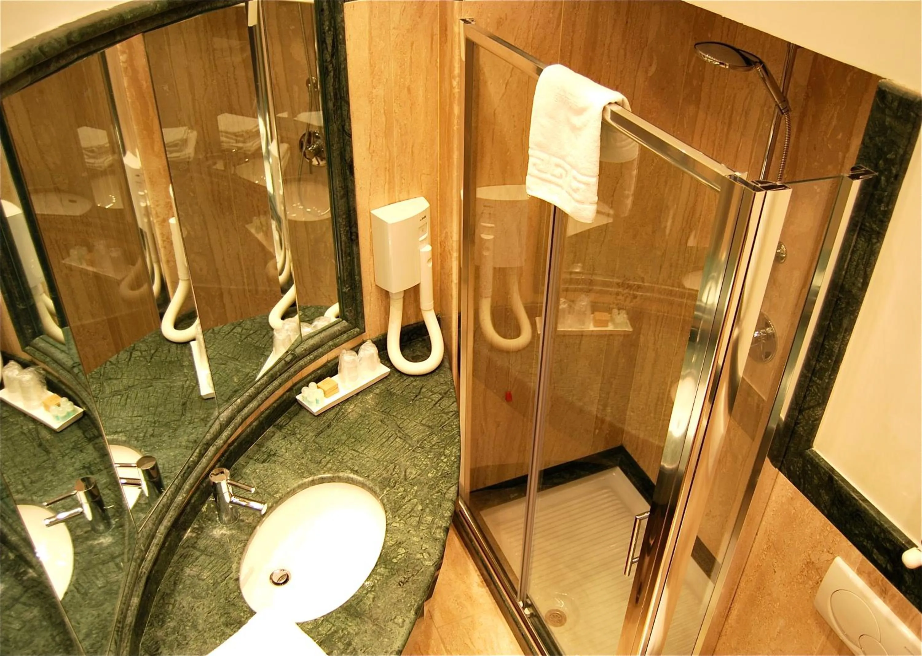 Luxury Ludovisi Rooms