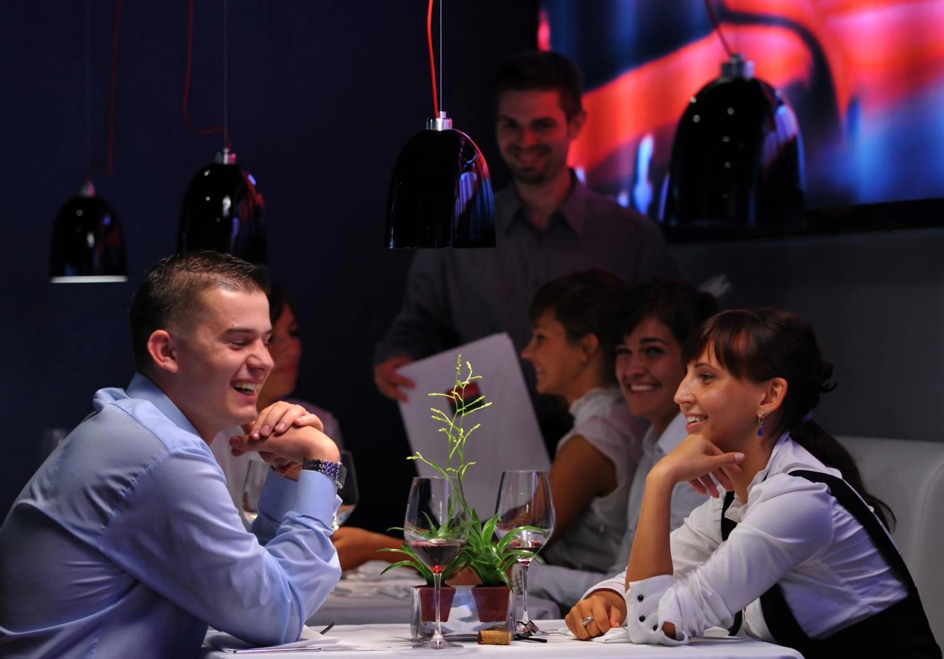 Restaurant/places to eat in Silver Hotel & Gokart Center