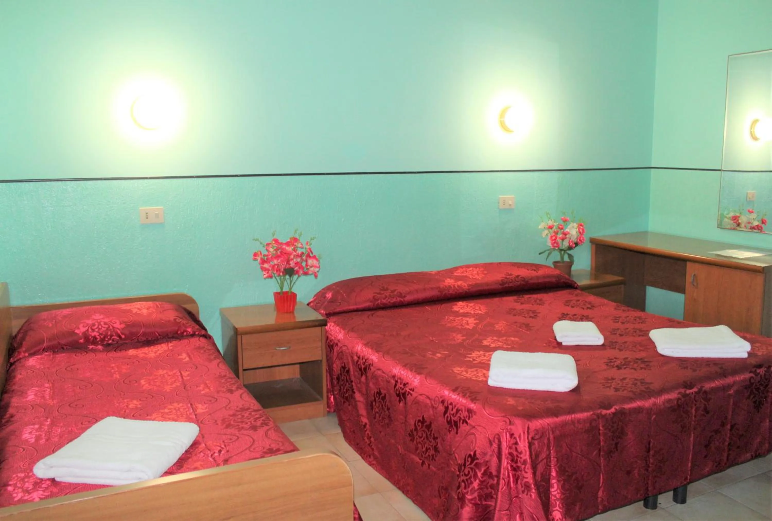 Bedroom, Bed in Hotel Eurorooms