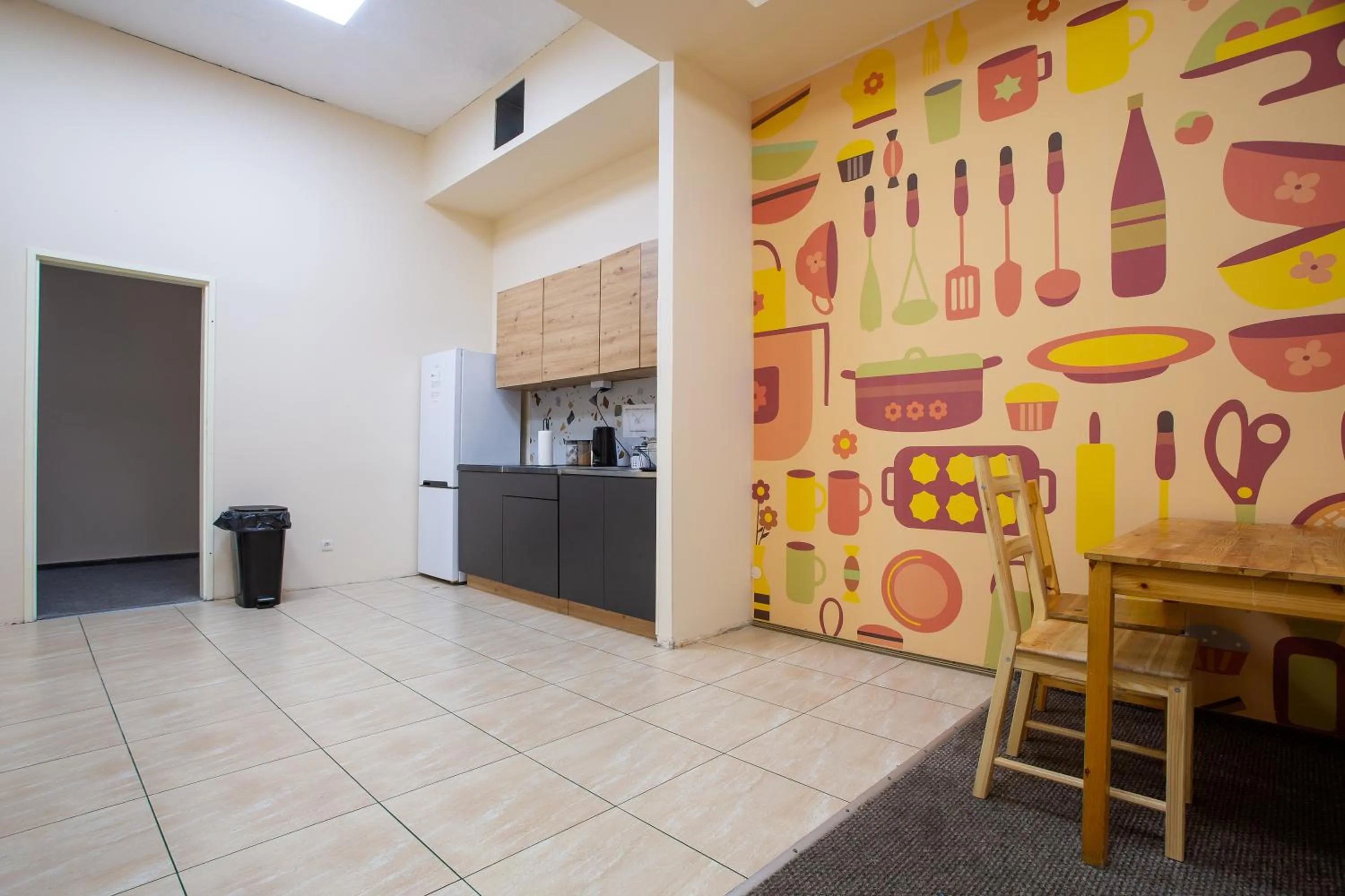 Kitchen or kitchenette in Moon Hostel Wrocław