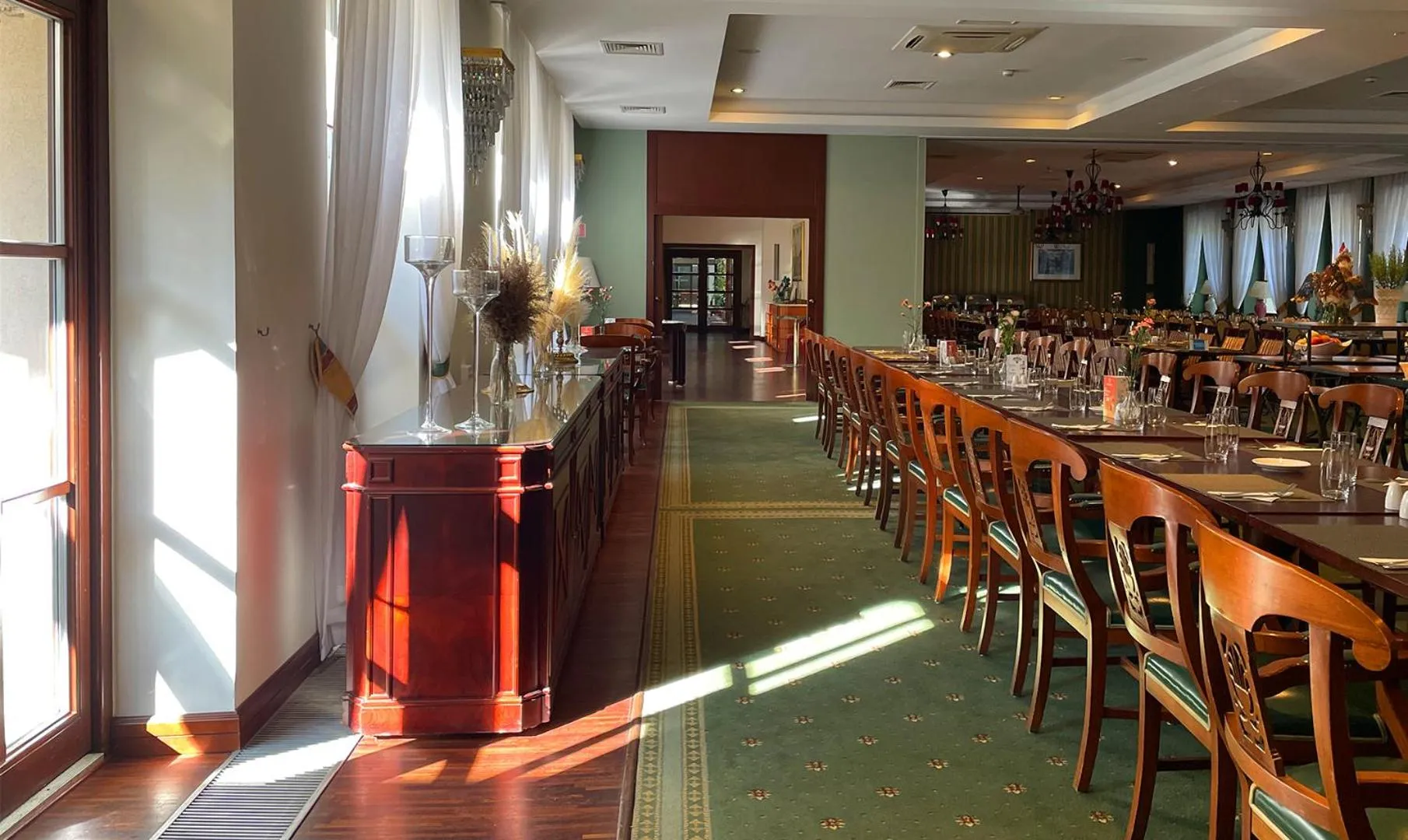 Restaurant/places to eat in Park Rekreacyjno-Biznesowy Las Woda