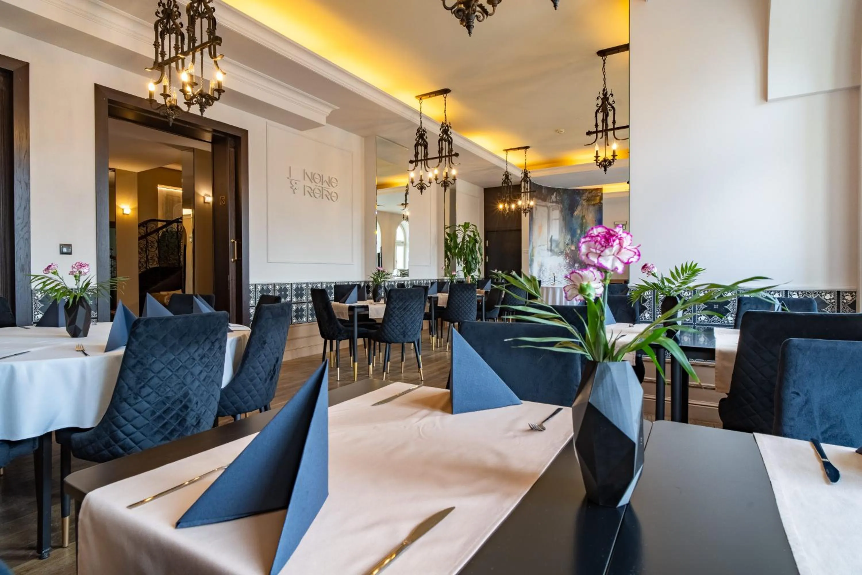 Restaurant/places to eat in Hotel Wileński