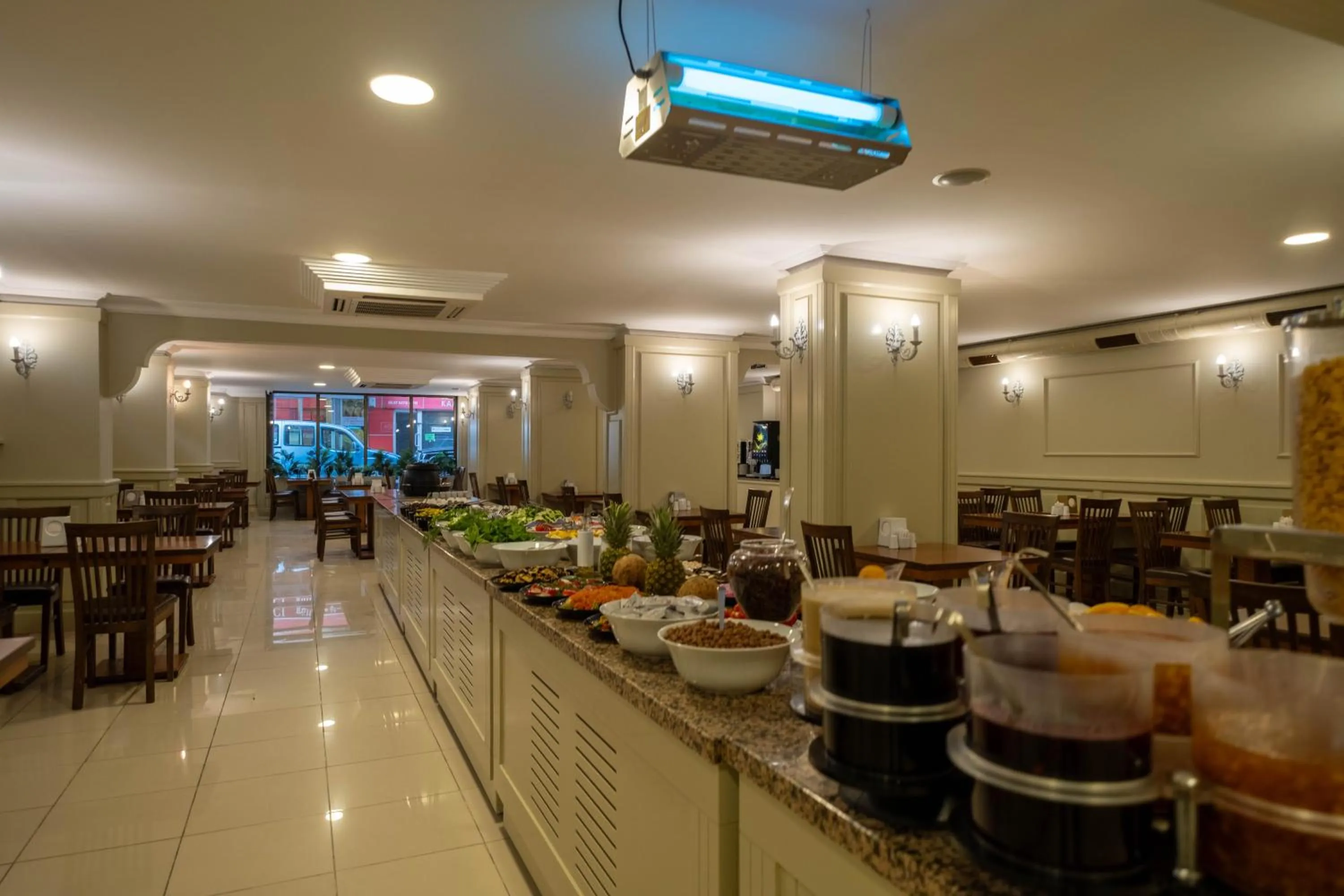 Breakfast in Berr Hotel