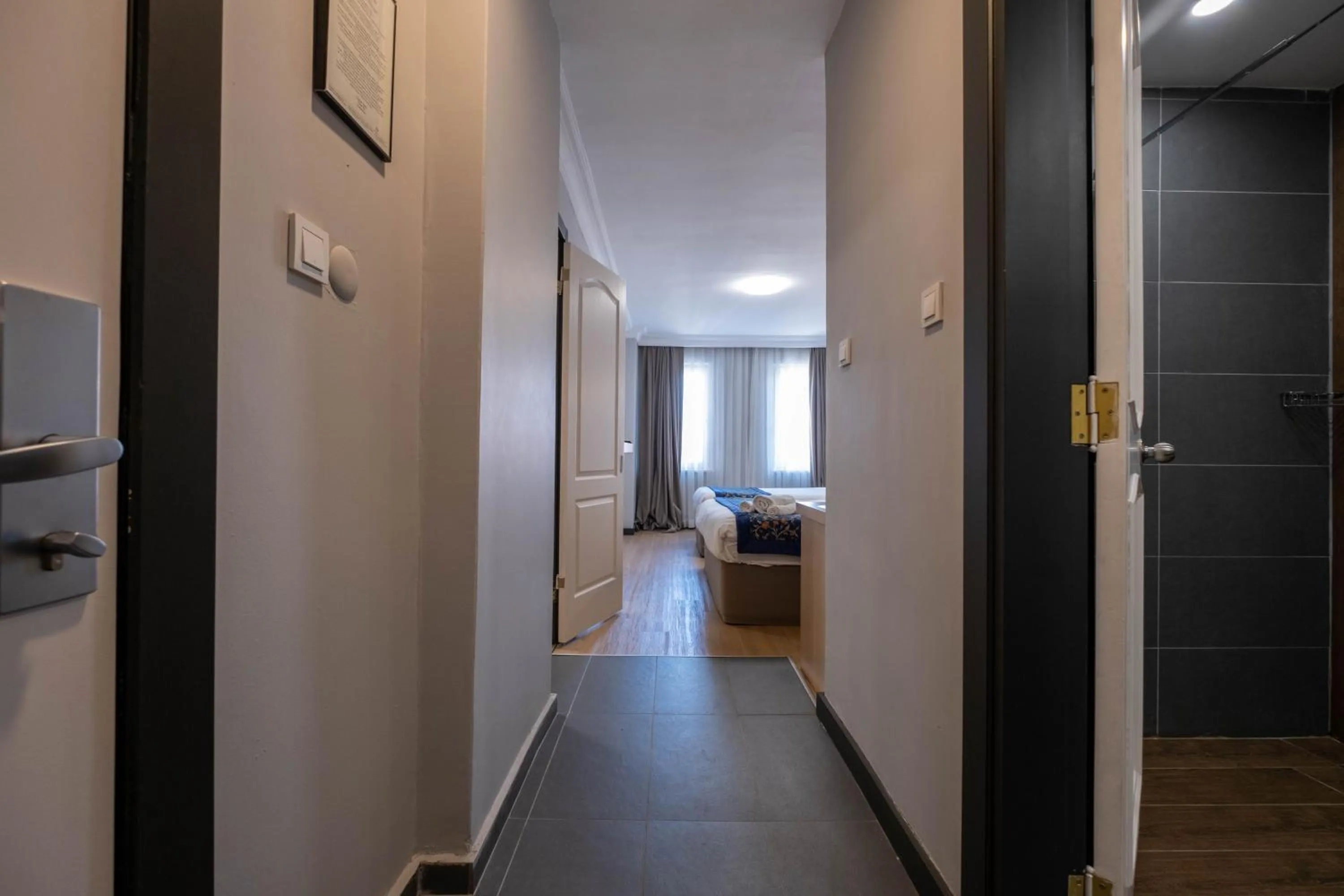 Photo of the whole room in Berr Hotel