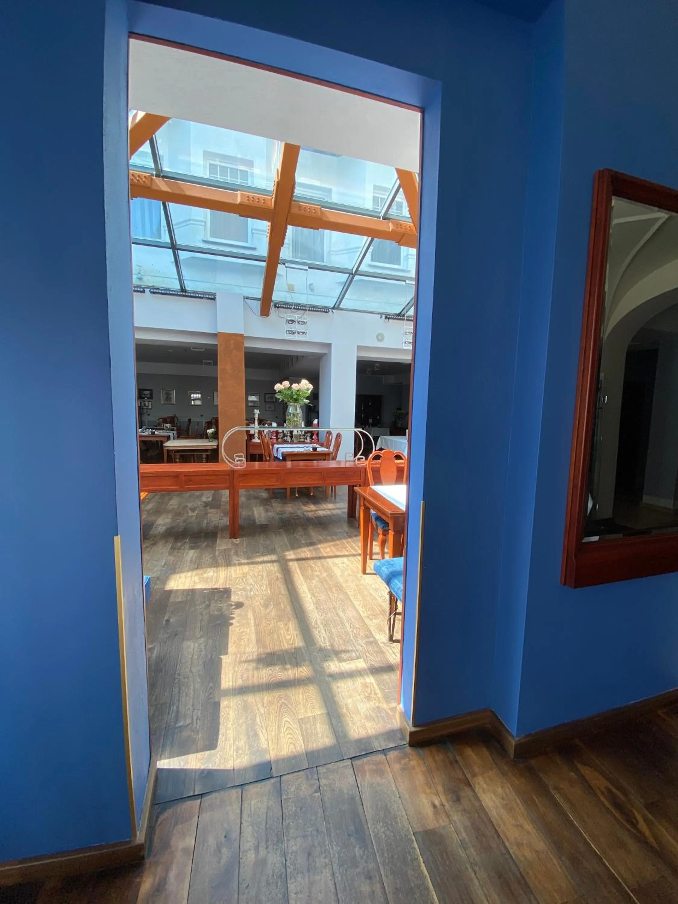 Restaurant/places to eat in Hotel Rejs