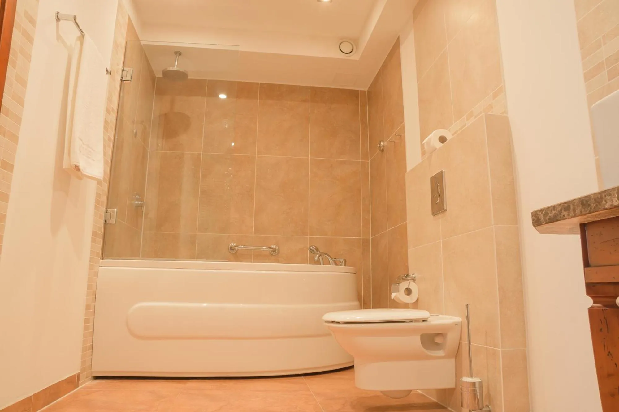 Shower in Hotel Rejs