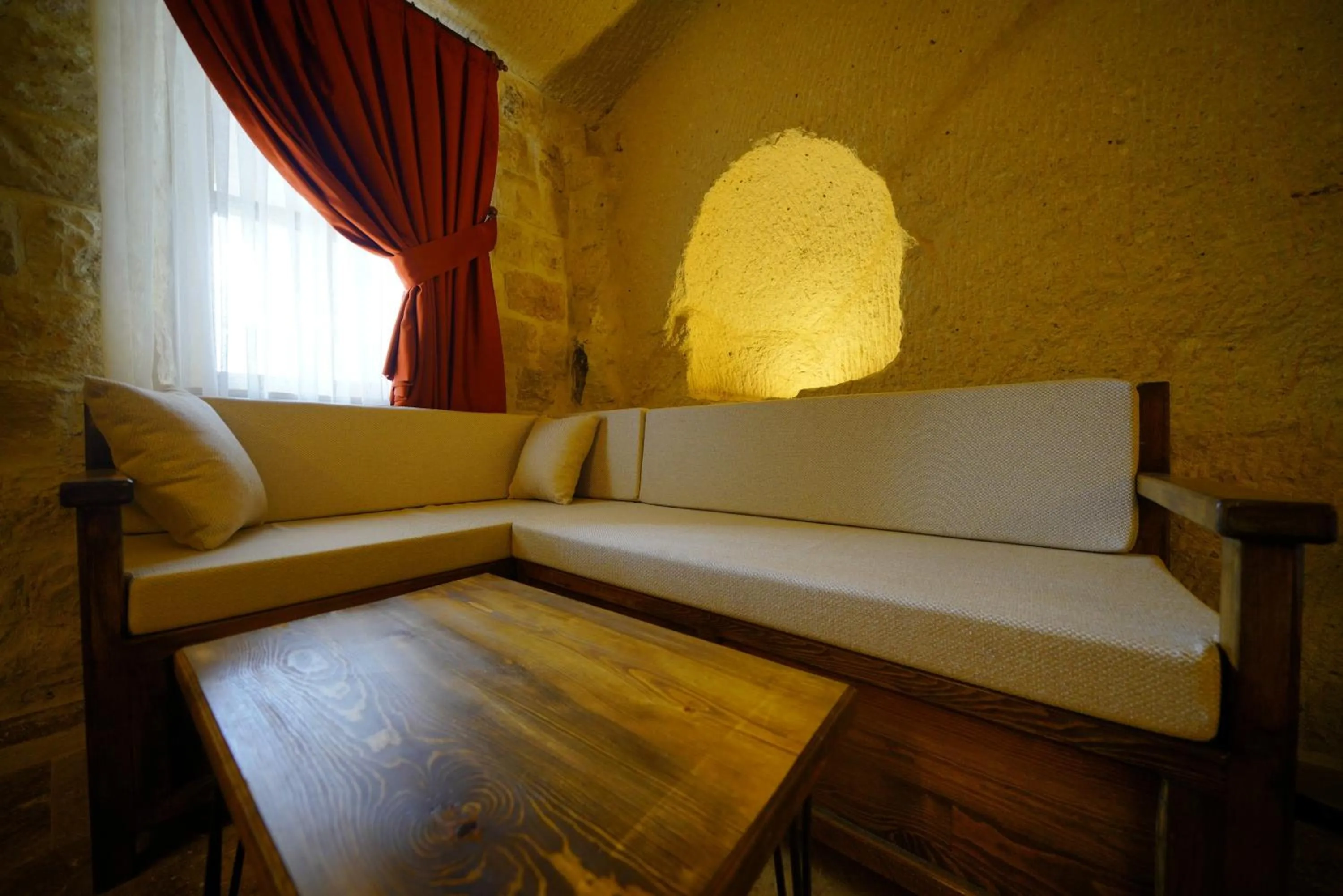 Seating area in Vezir Cave Suites