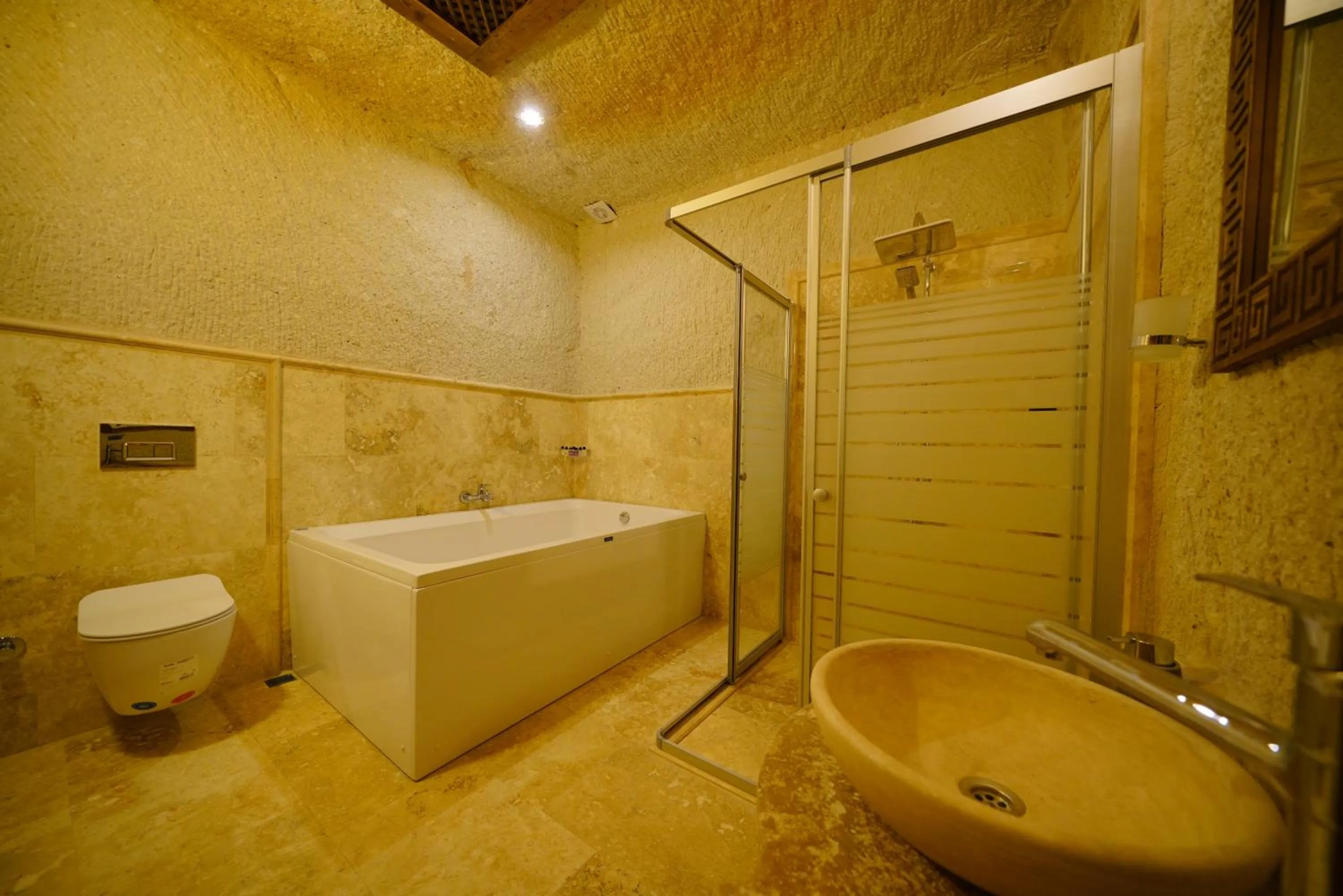Bathroom in Vezir Cave Suites