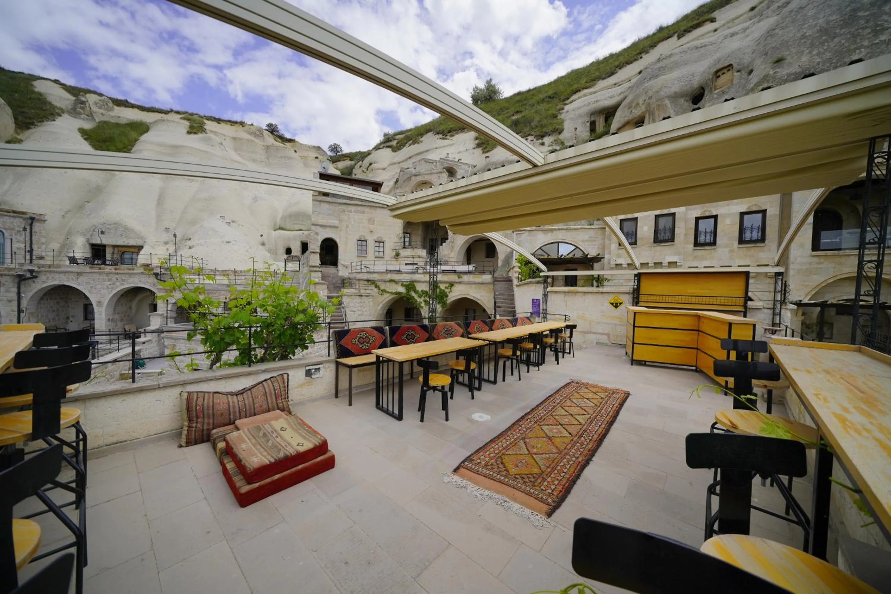 Balcony/Terrace in Vezir Cave Suites