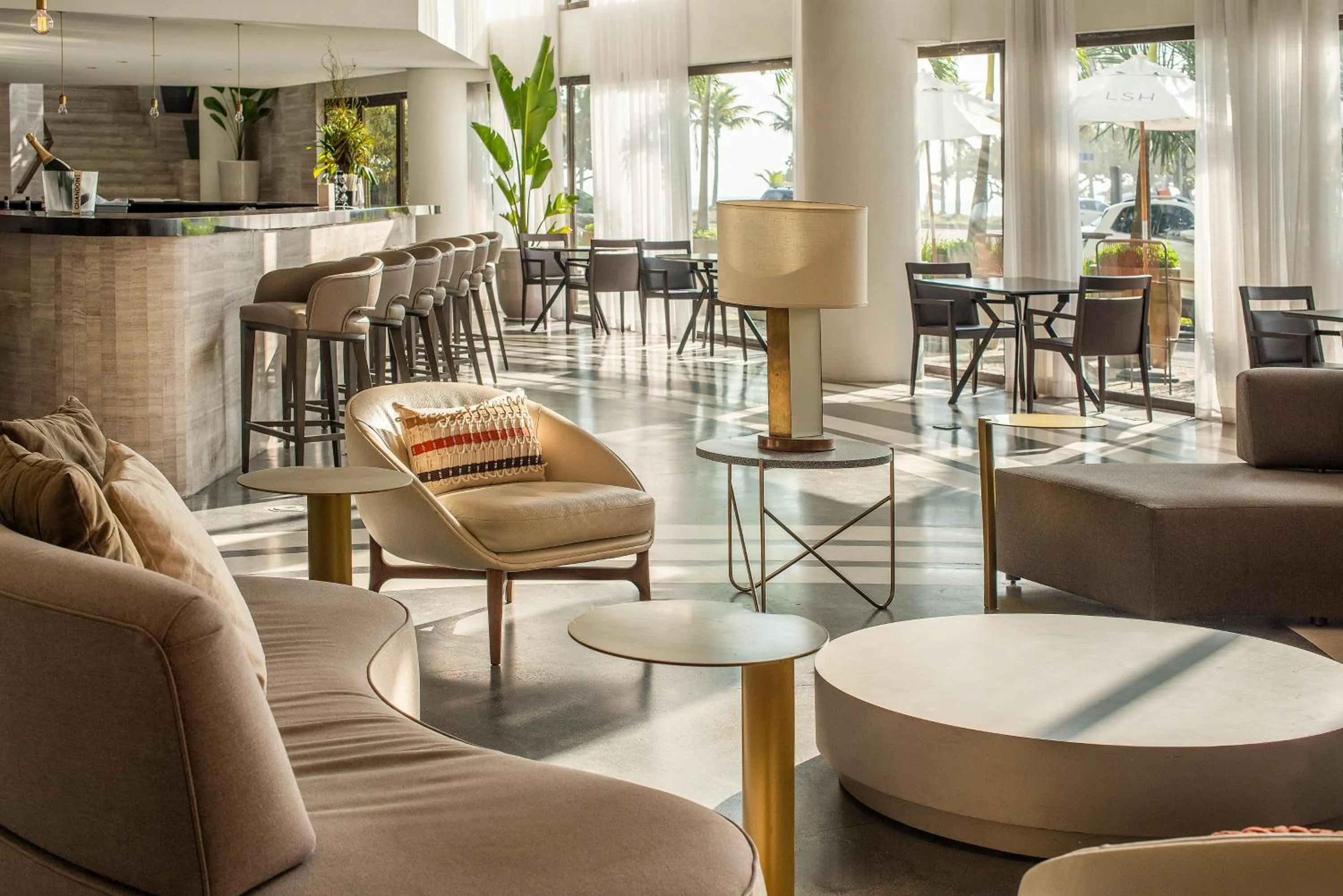 Seating area in Lifestyle Laghetto Collection