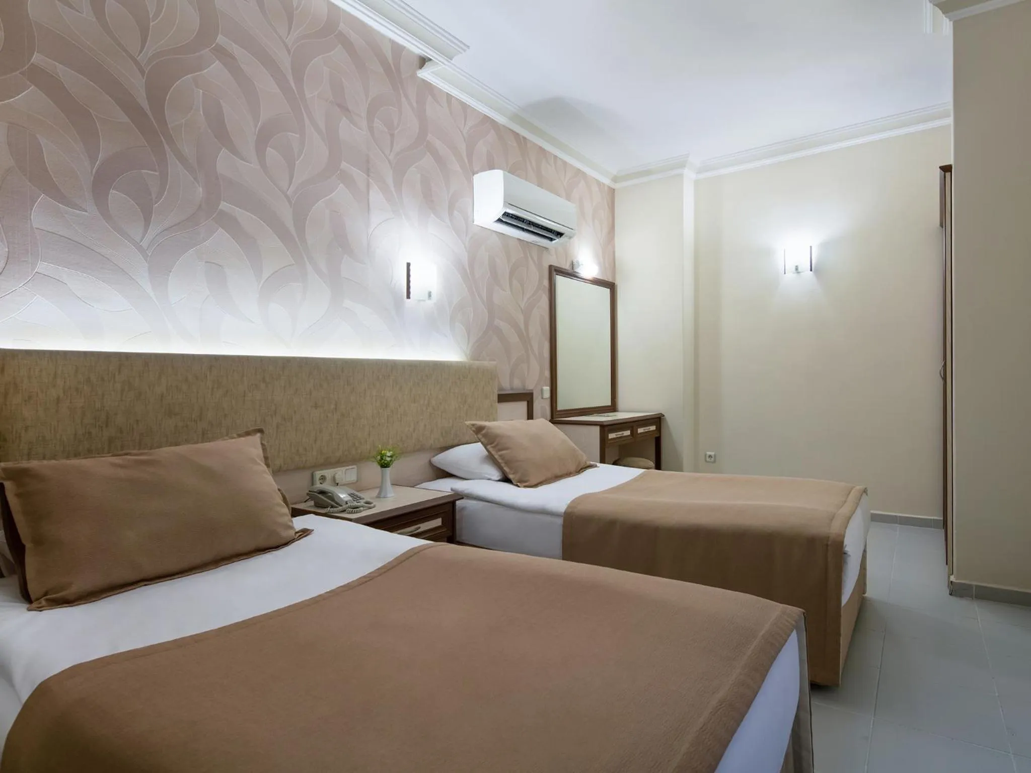 Bedroom, Bed in May Flower Apart Hotel