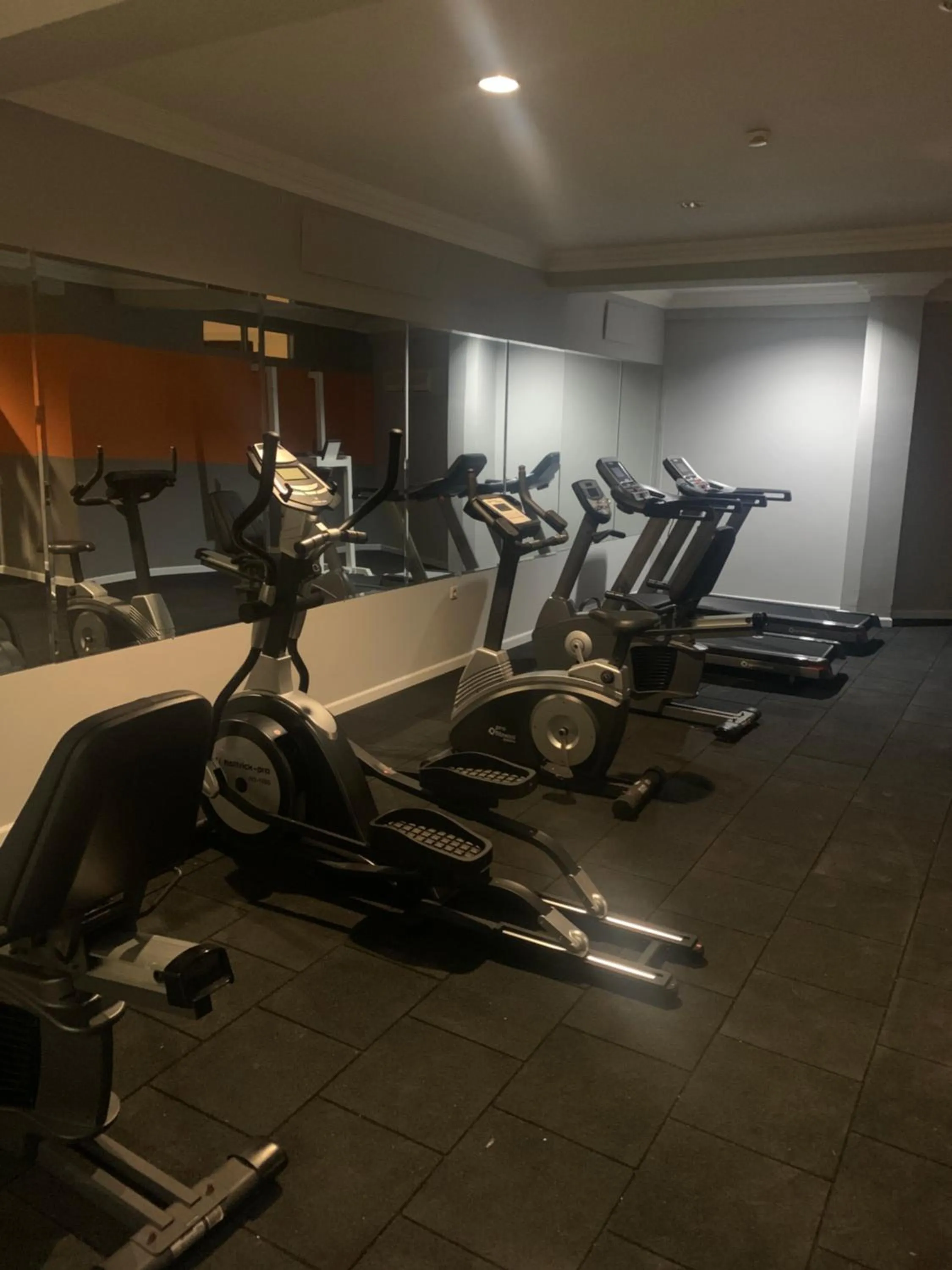 Fitness centre/facilities in May Flower Apart Hotel