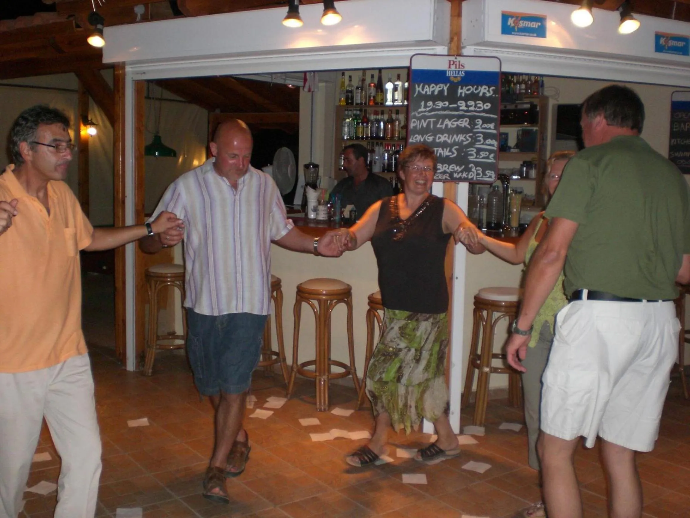 Lounge or bar in Sunshine Studios & Apartments