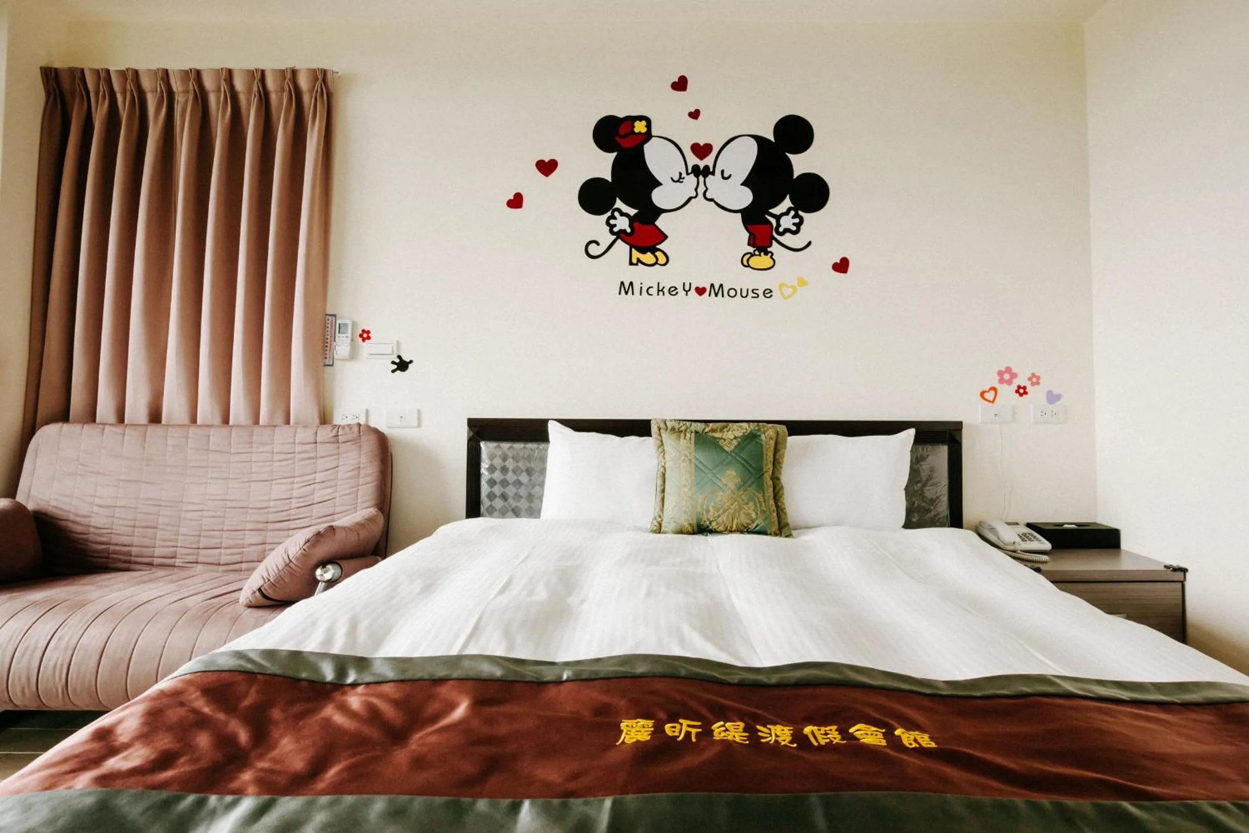 Bed in Lisinty Resort