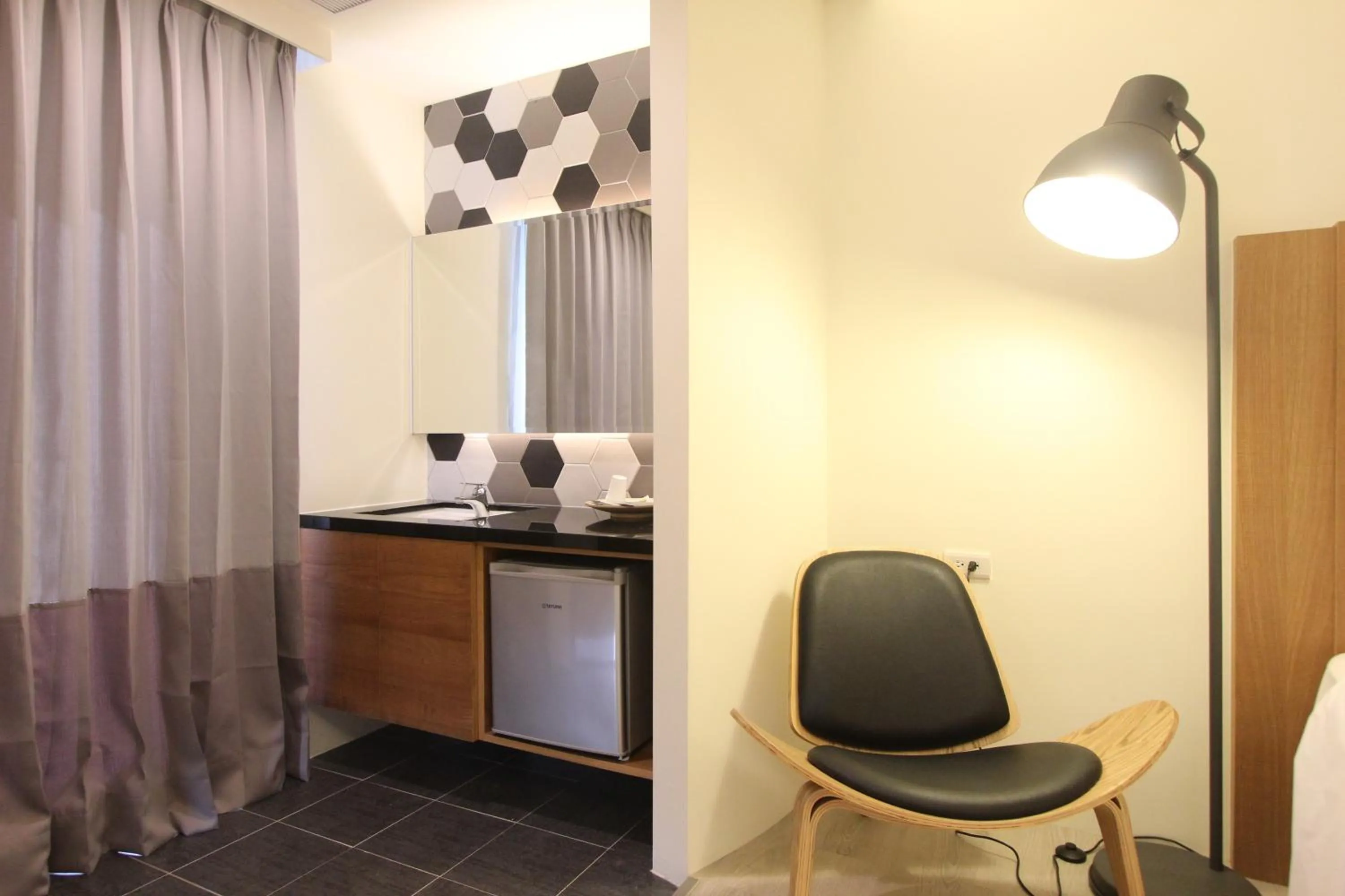 Decorative detail in Muguang Inn