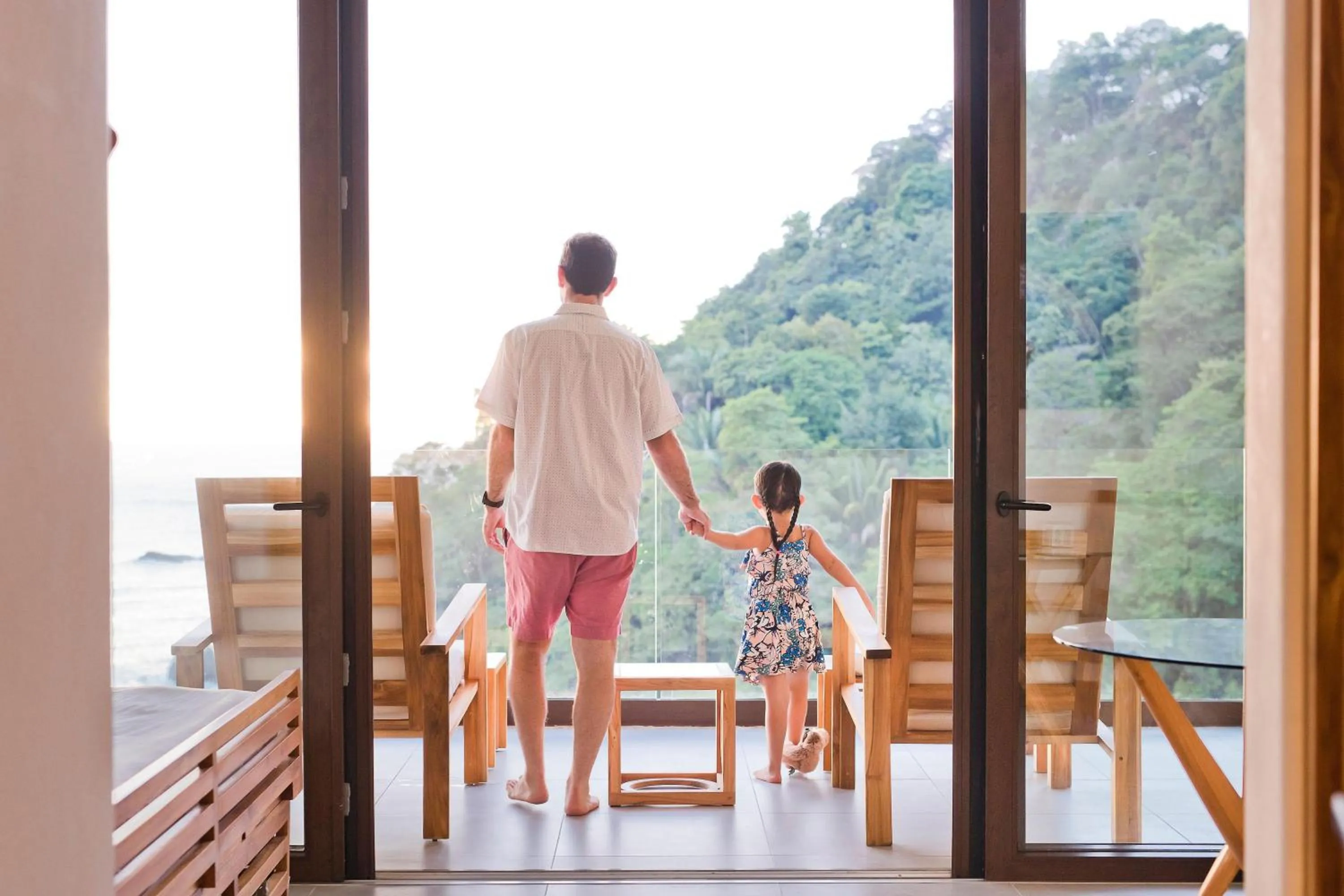 People in Arenas Del Mar Beachfront & Rainforest Resort Member of the Cayuga Collection