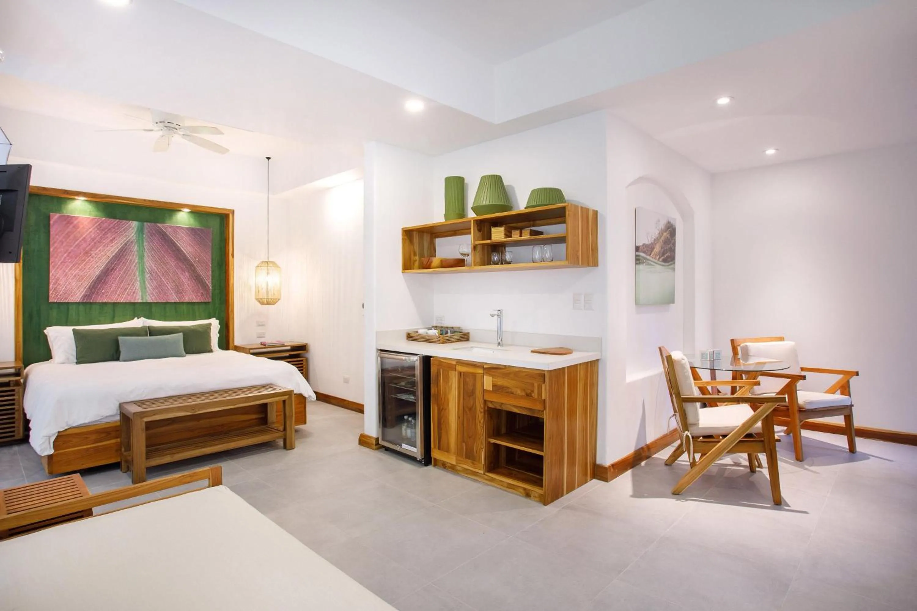 Photo of the whole room, Bed in Arenas Del Mar Beachfront & Rainforest Resort Member of the Cayuga Collection