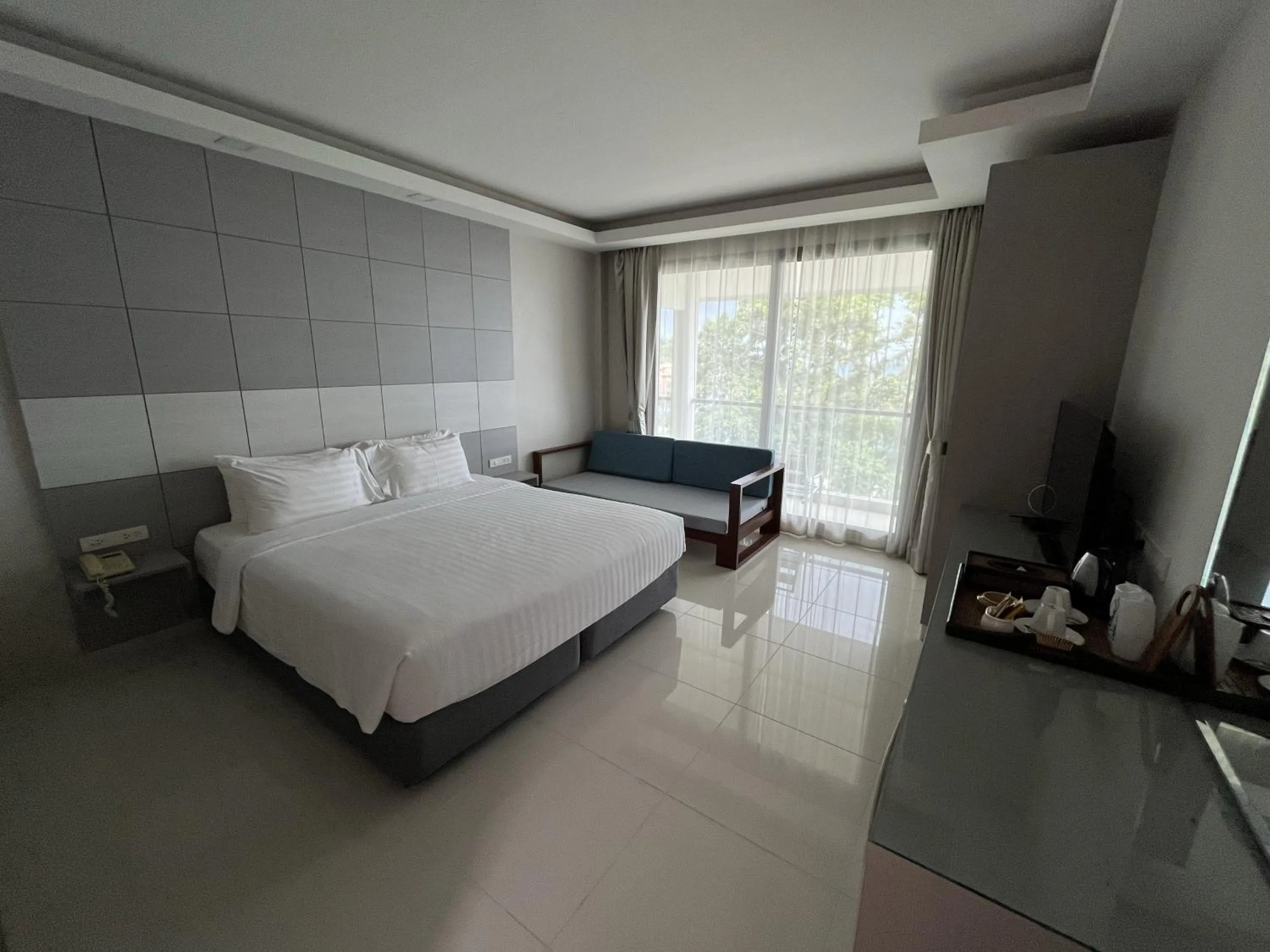 Bedroom, Bed in Sunset Beach Hotel - Adults Only