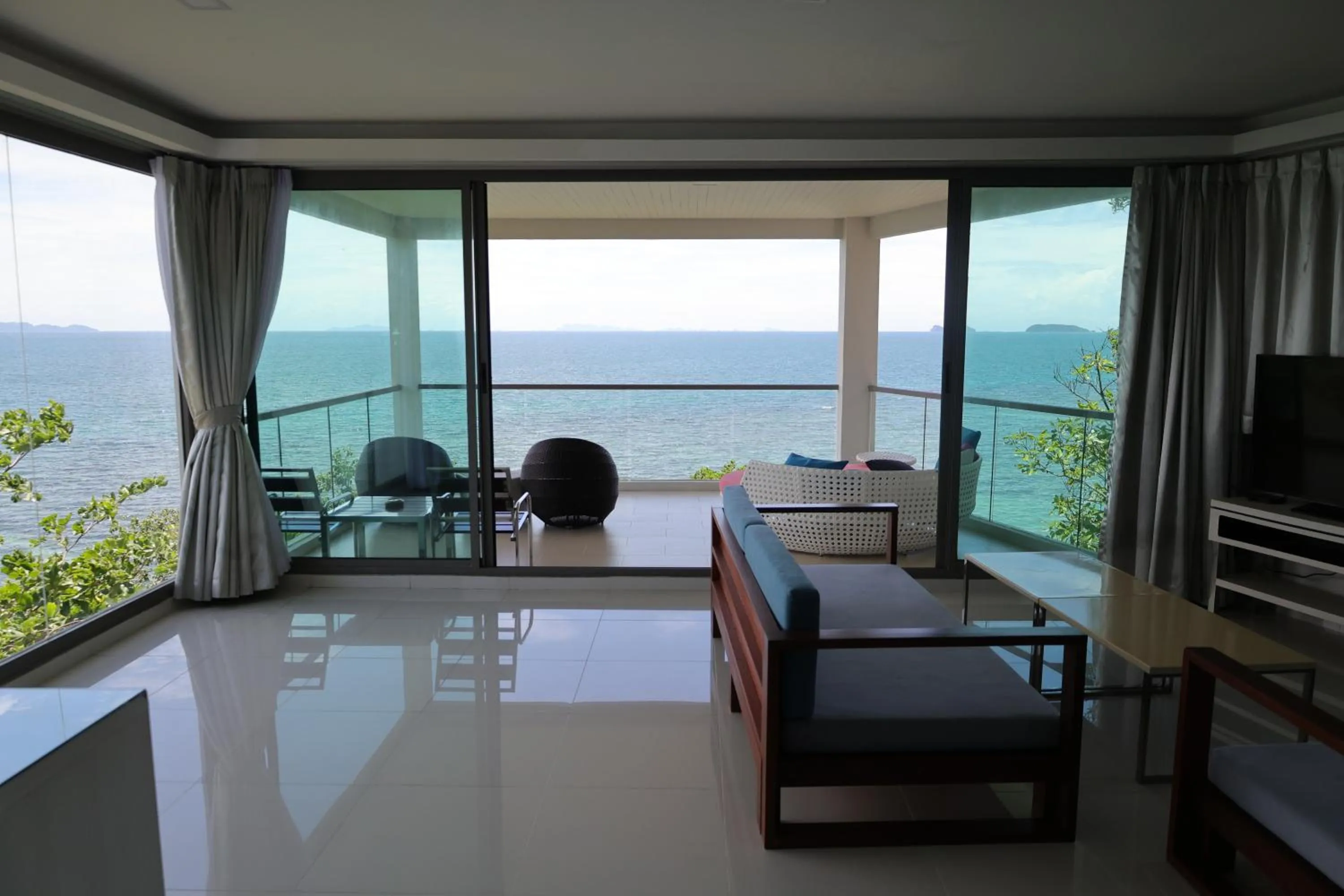 Sunset Beach Hotel - Adults Only