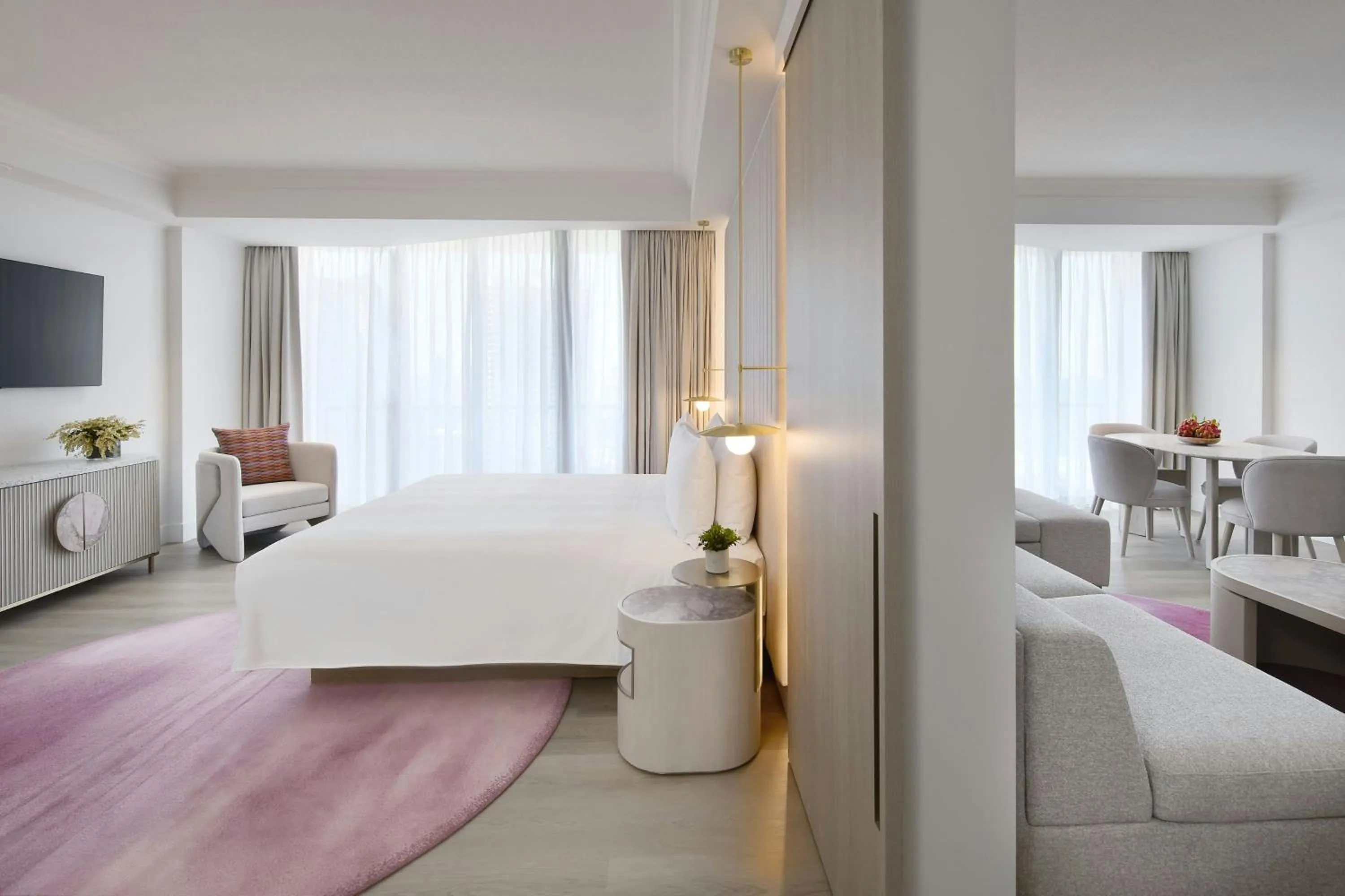 Living room, Bed in Marriott Vacation Club at Surfers Paradise