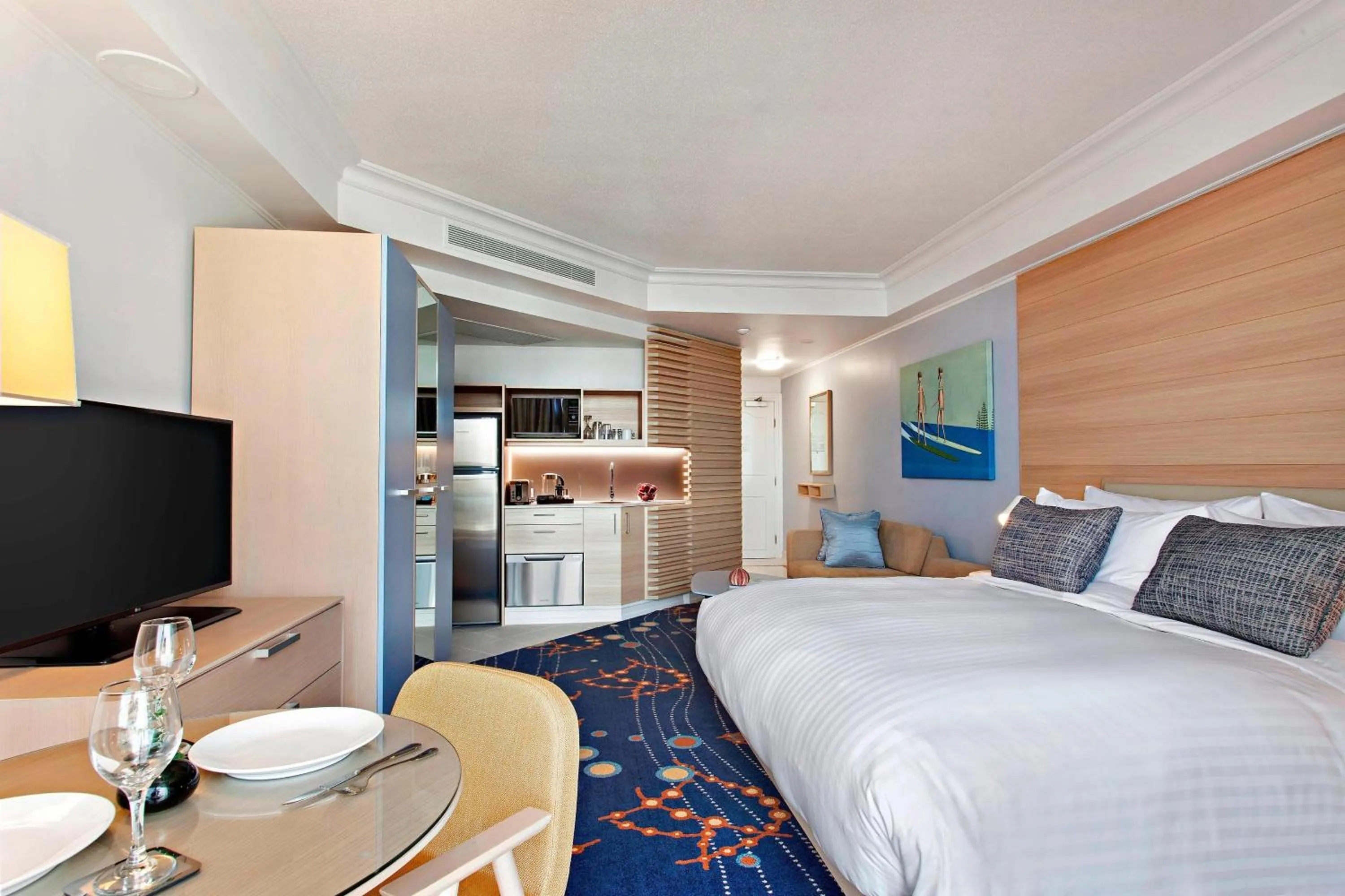 Photo of the whole room, Bed in Marriott Vacation Club at Surfers Paradise