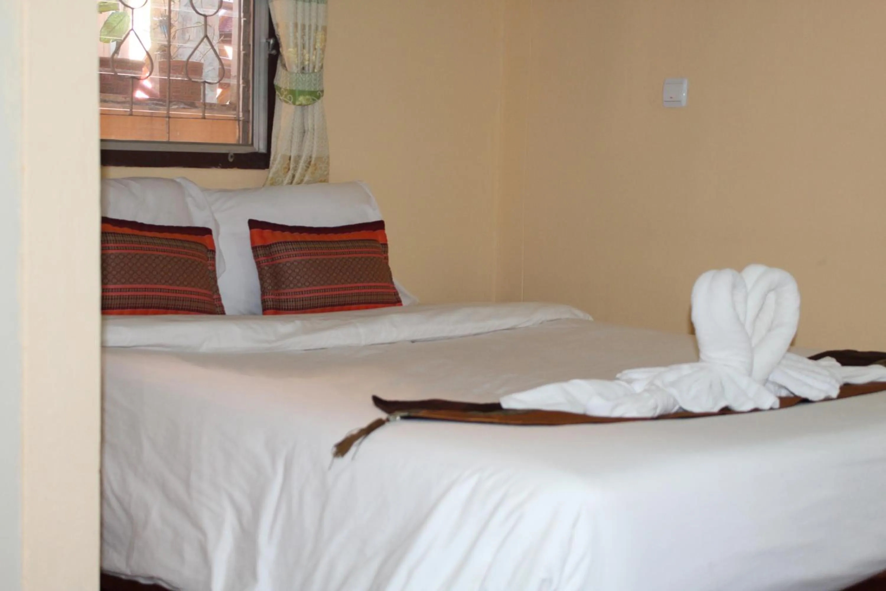 Bed in Phuphet Hill Resort