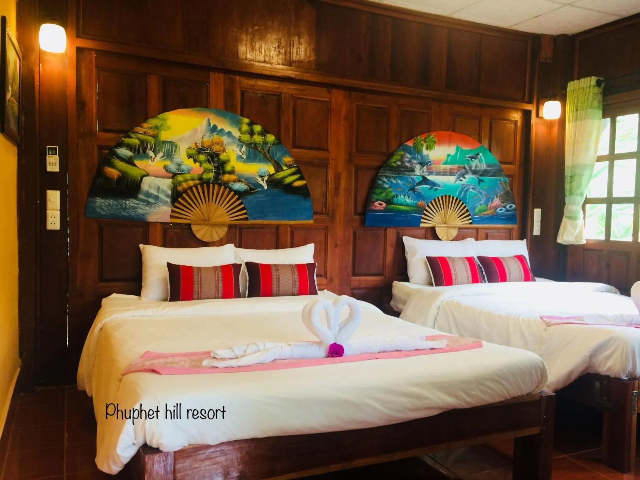 Bed in Phuphet Hill Resort