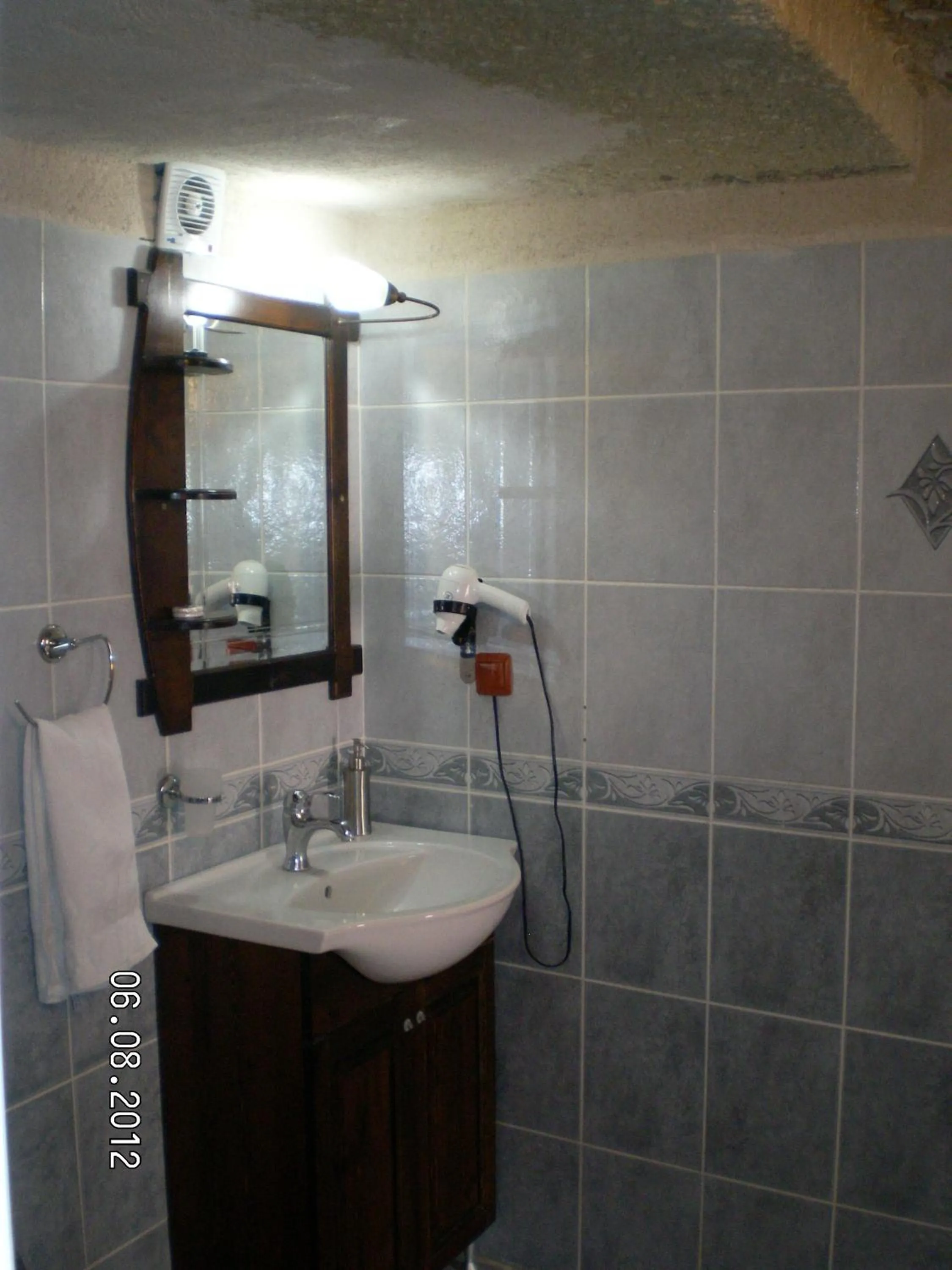 Photo of the whole room in Nature Park Cave Hotel