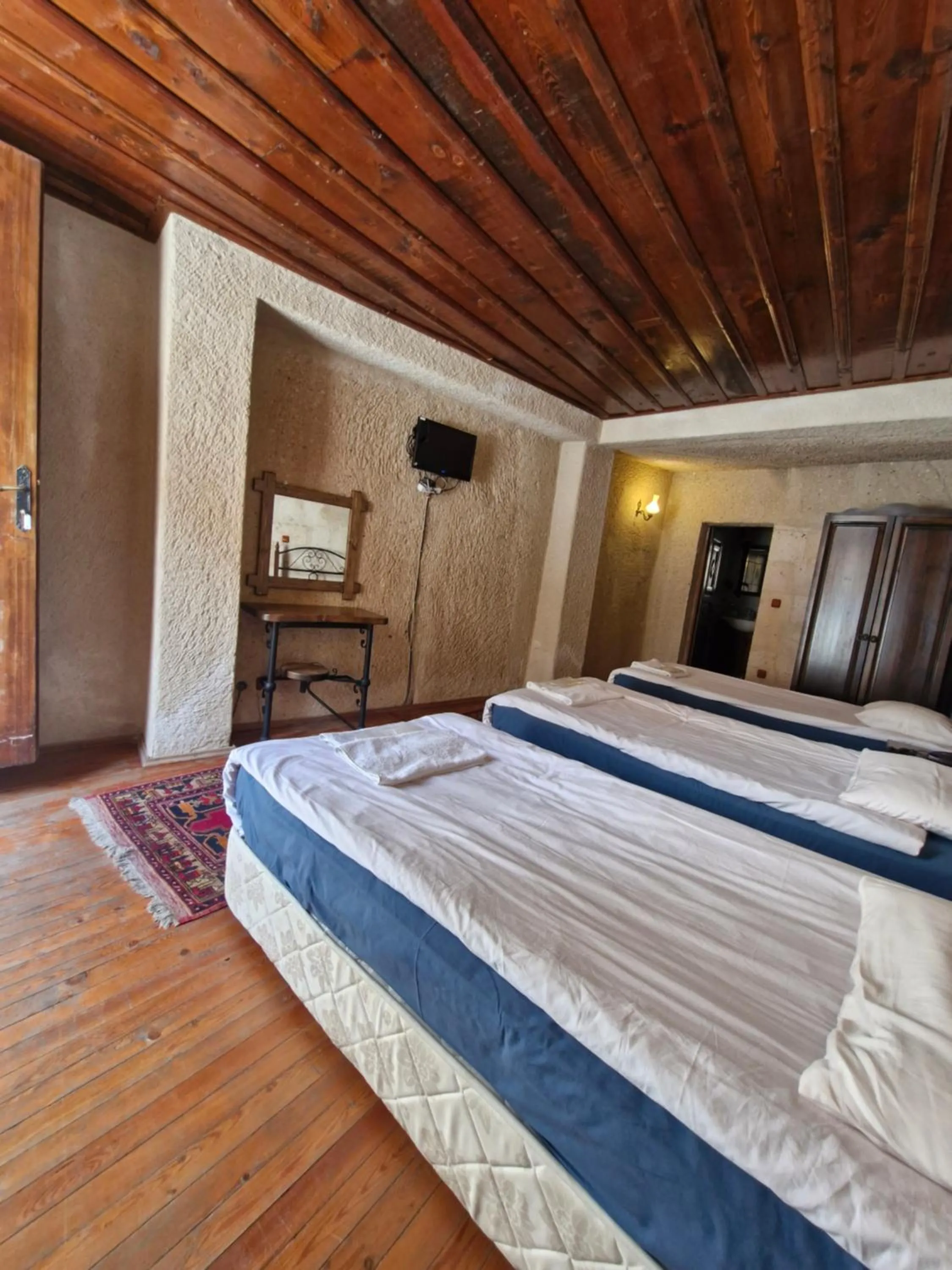 Bed in Nature Park Cave Hotel