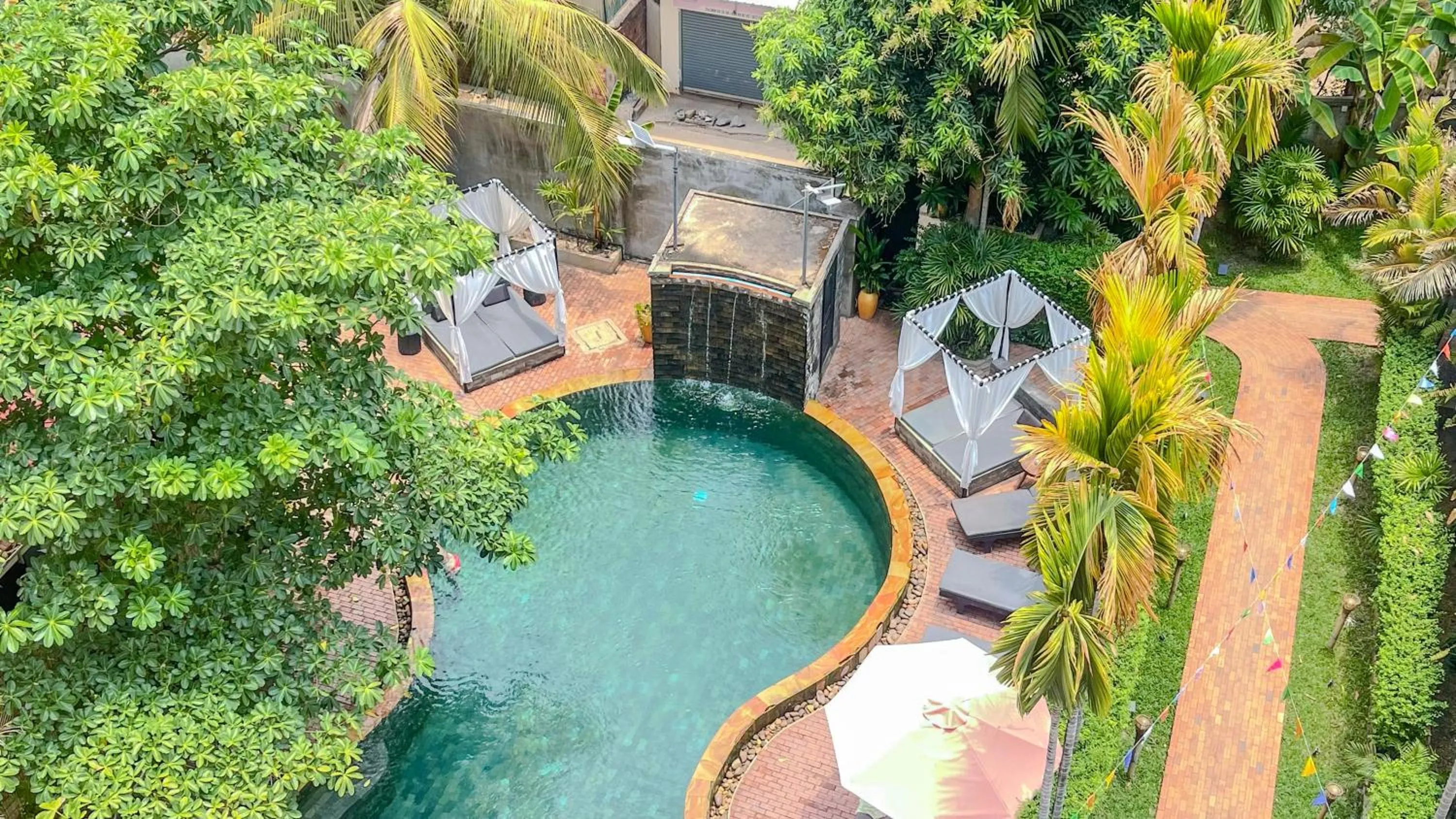 Swimming pool in Central Privilege Hotel