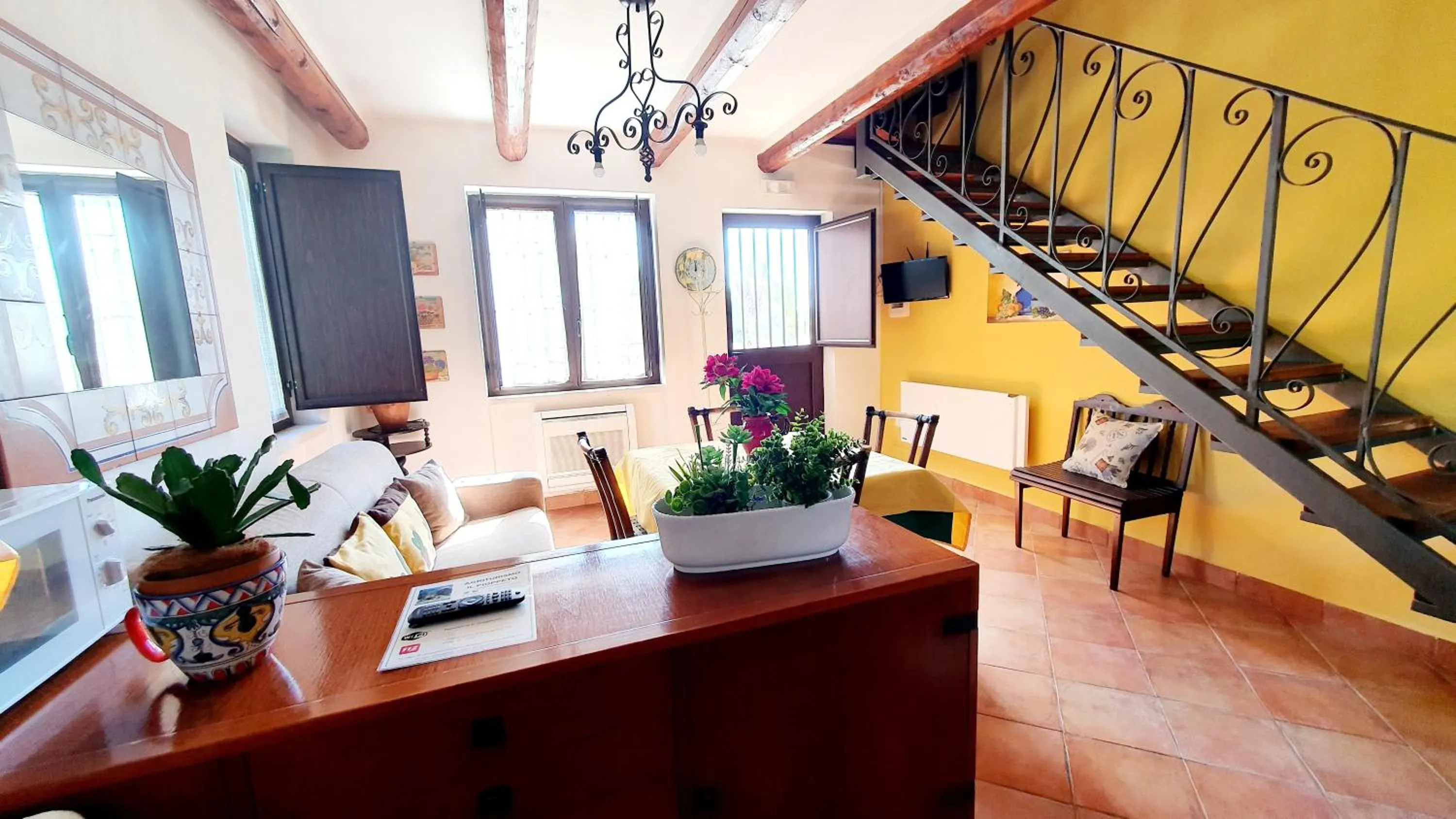 Photo of the whole room in AGRITURISMO iL PIOPPETO