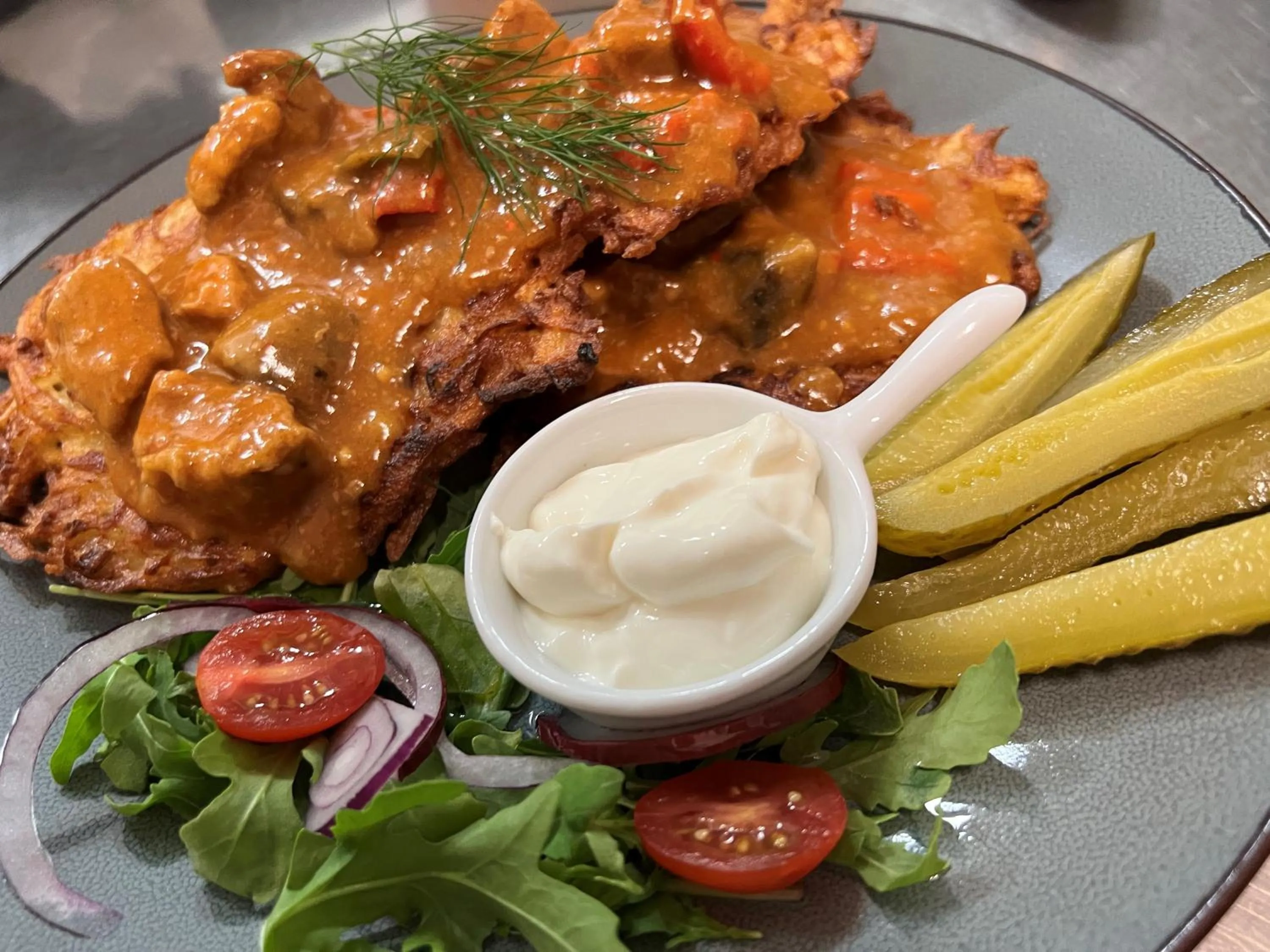 Restaurant/places to eat in Hotel i Restauracja Castle