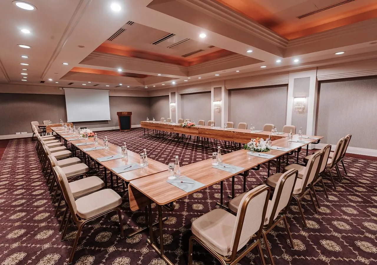 Business facilities in Zorlu Grand Hotel Trabzon