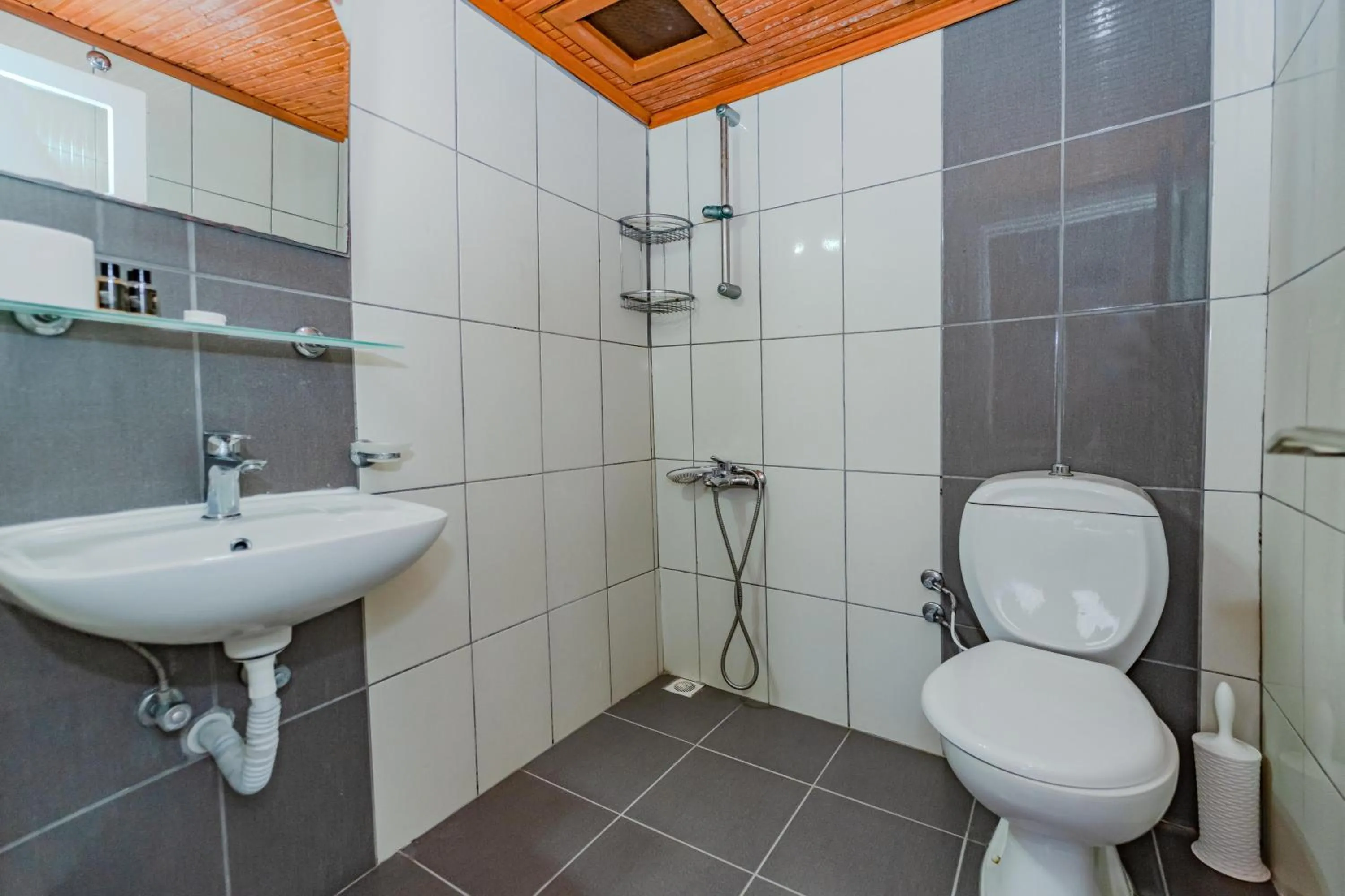 Golden Lighthouse Hotel