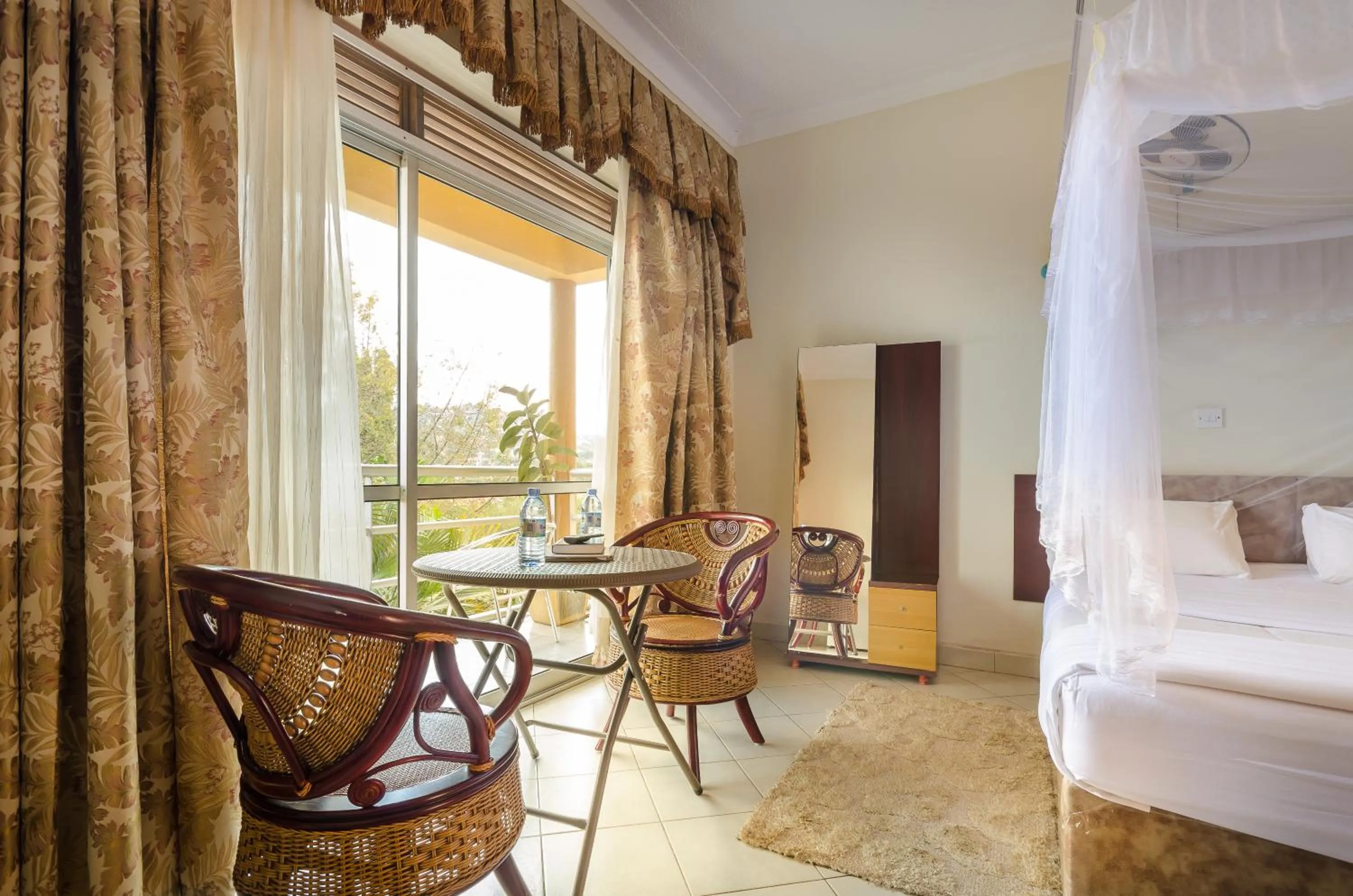 Seating area in Victoria Travel Hotel